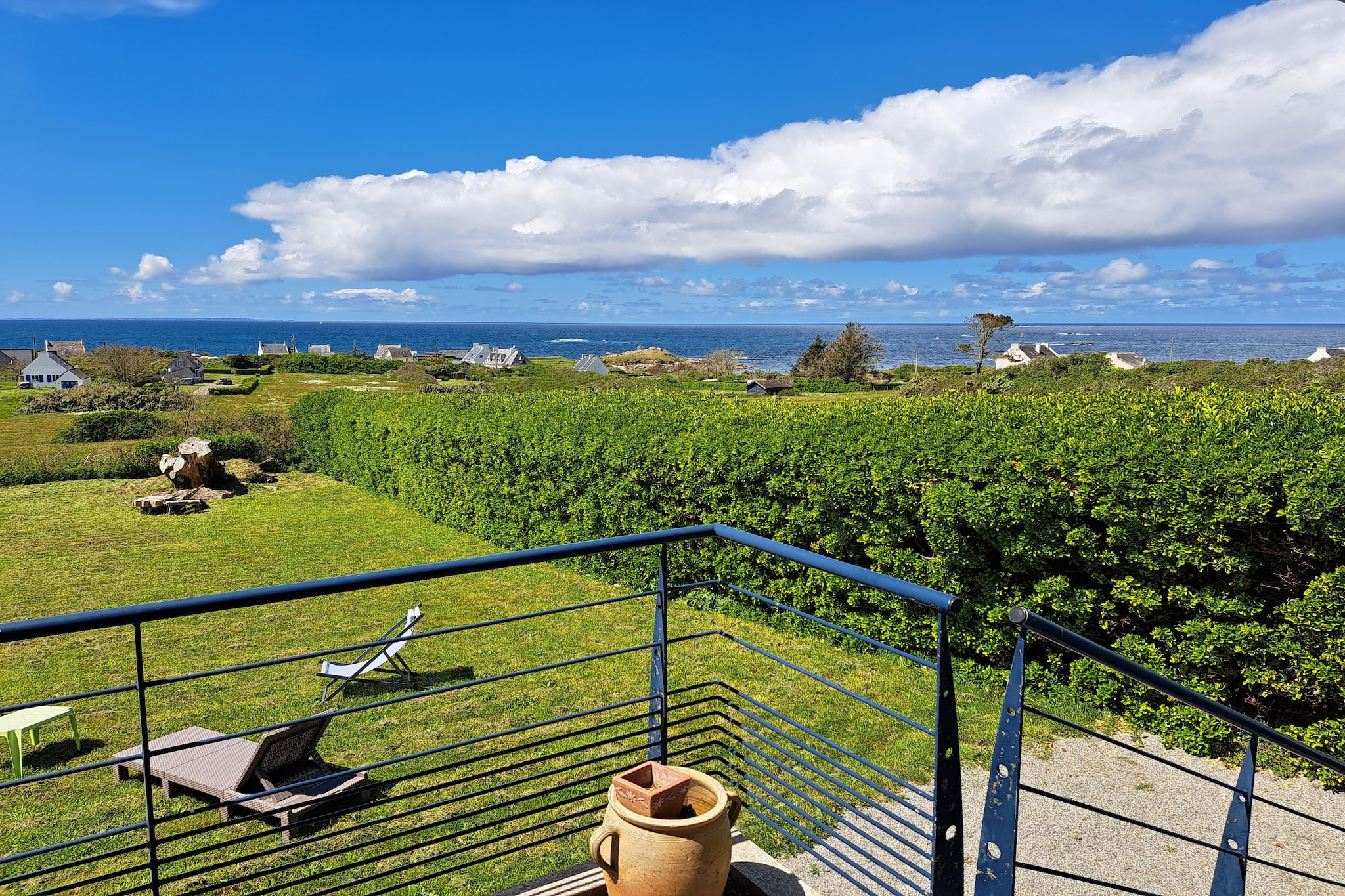 	Ferienhaus mit 180° Panorama Meerblick Lampaul-Plouarzel - Uitzicht zomer