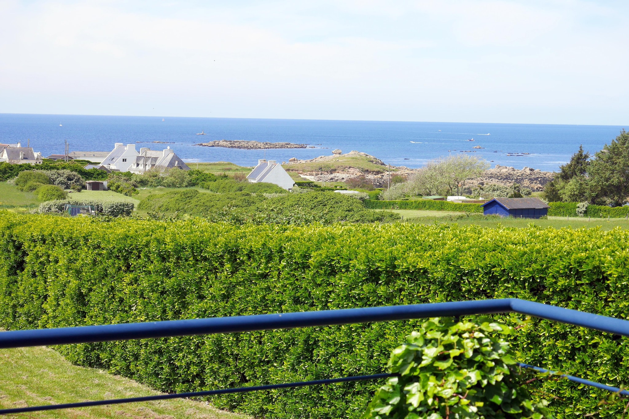 	Ferienhaus mit 180° Panorama Meerblick Lampaul-Plouarzel - Uitzicht zomer
