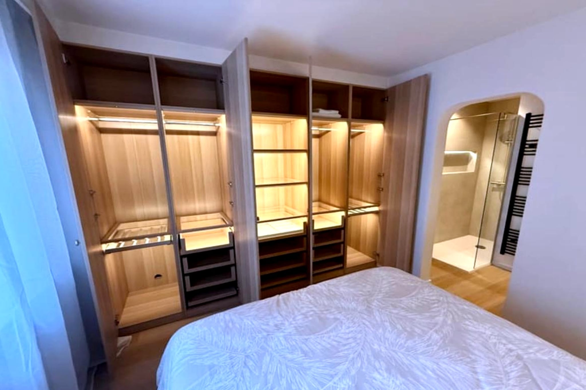 Luxury apartment with sea view