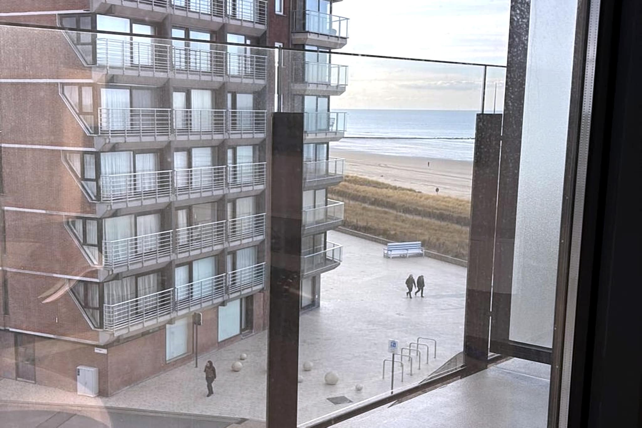 On the 4th floor: (open kitchen(hob, electric kettle, hood, coffee machine, combination microwave, dishwasher, fridge-freezer, dishes and cutlery, Cooking basics, Wine glasses), Living/diningroom(TV, dining table, seating area, balcony or terrace), bedroom(double bed), bathroom(shower, washbasin), toilet)