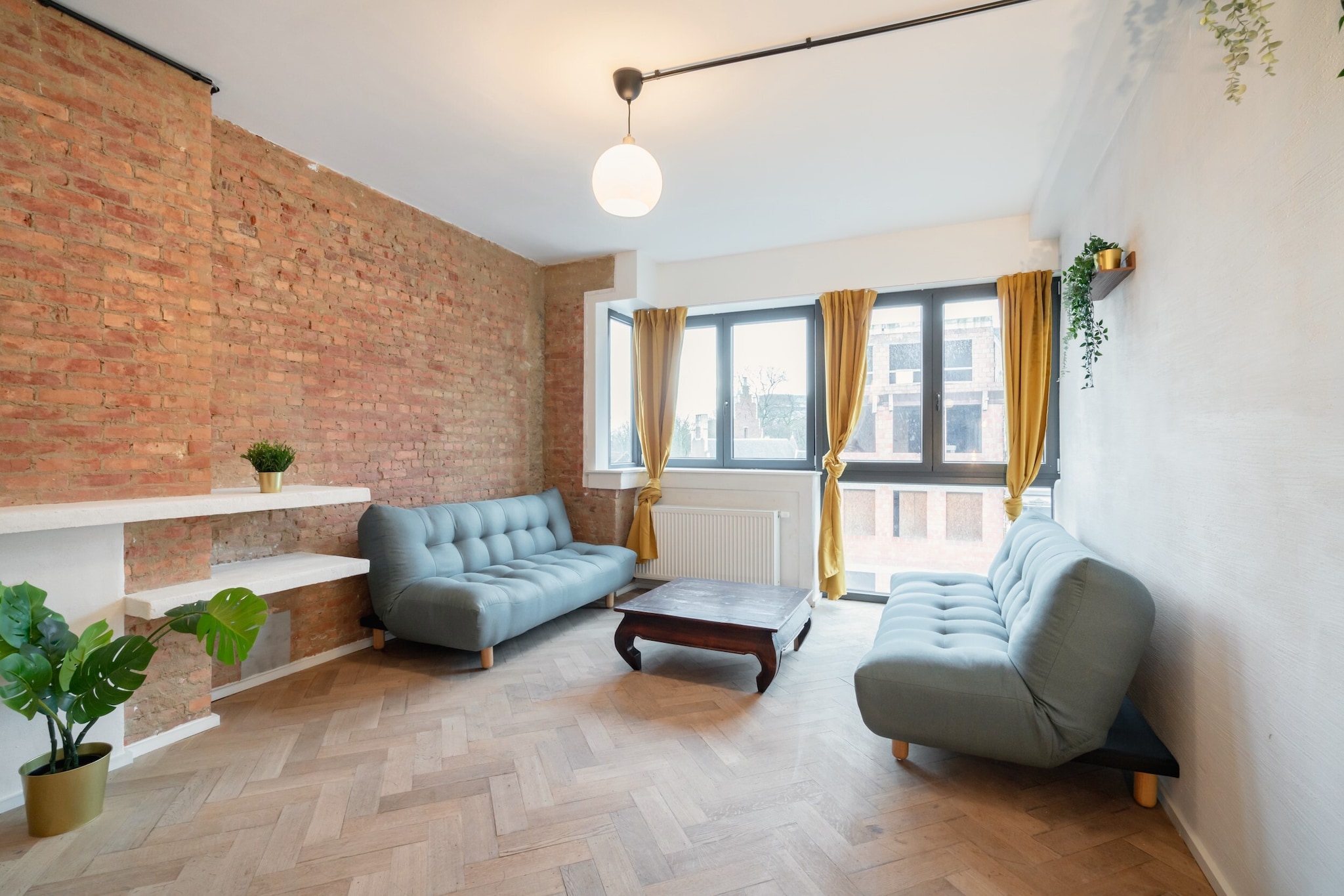 CN_R_302 - Living room