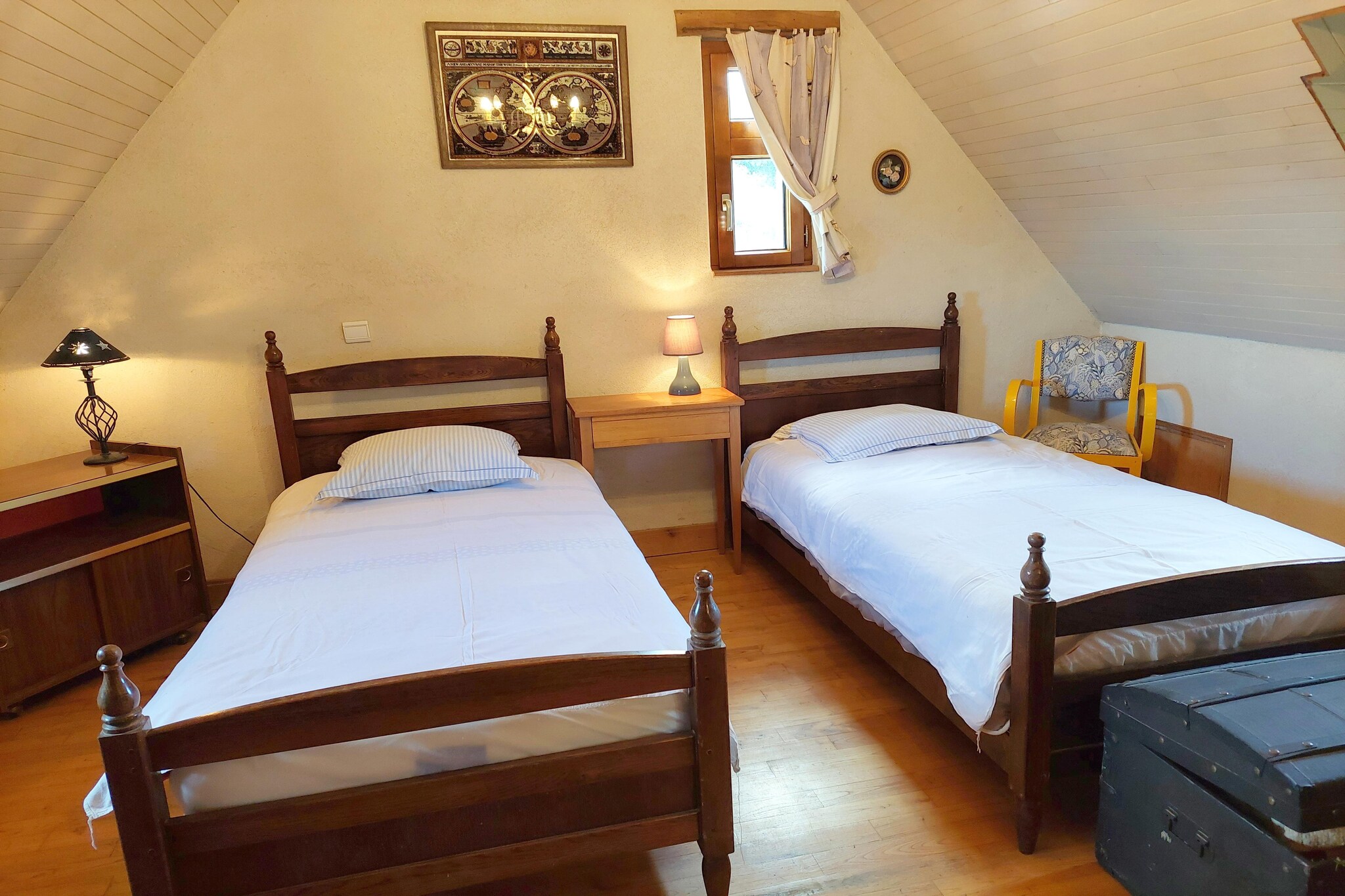 Bed Room