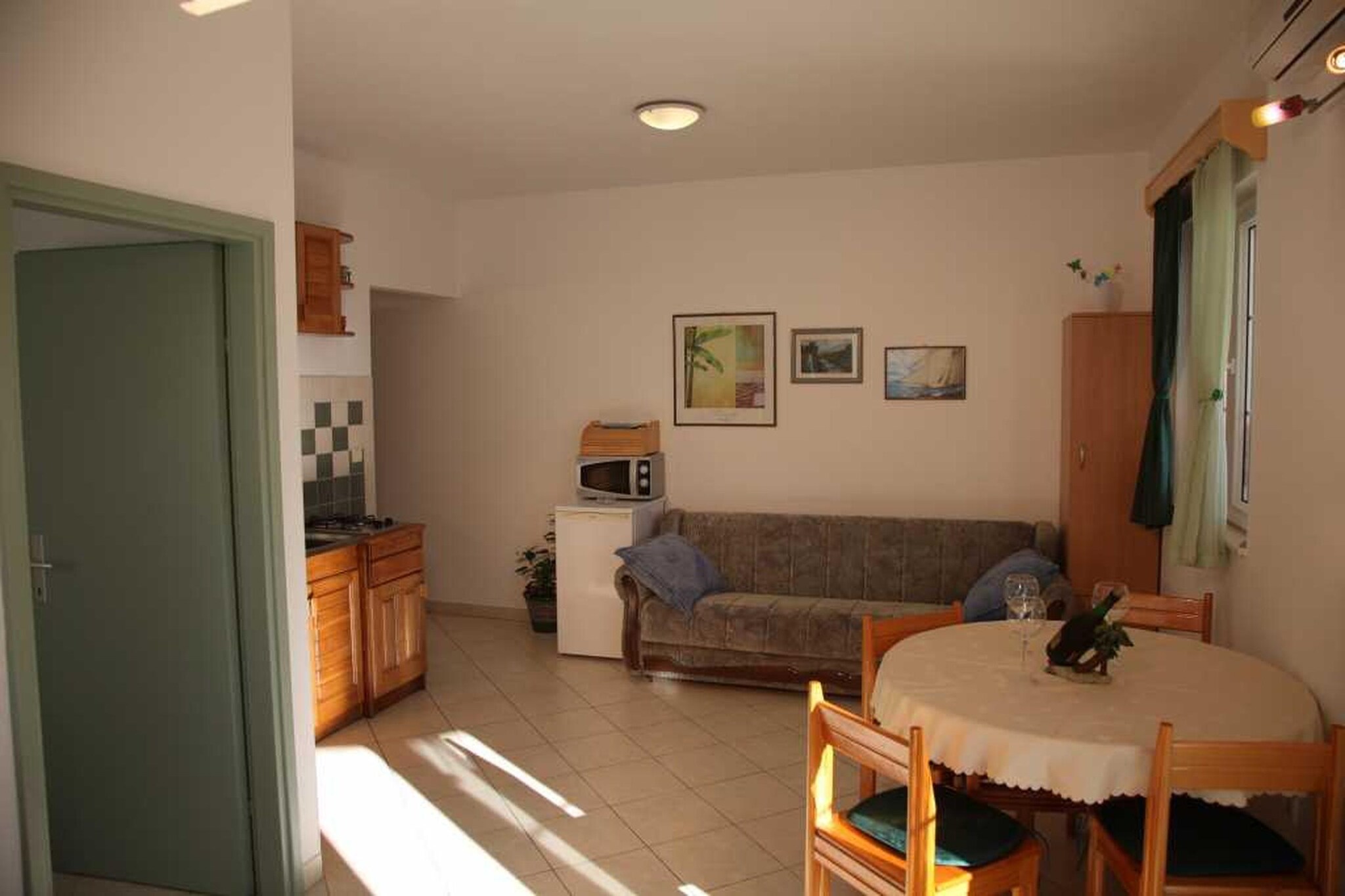 Apartment 4 Kat 1