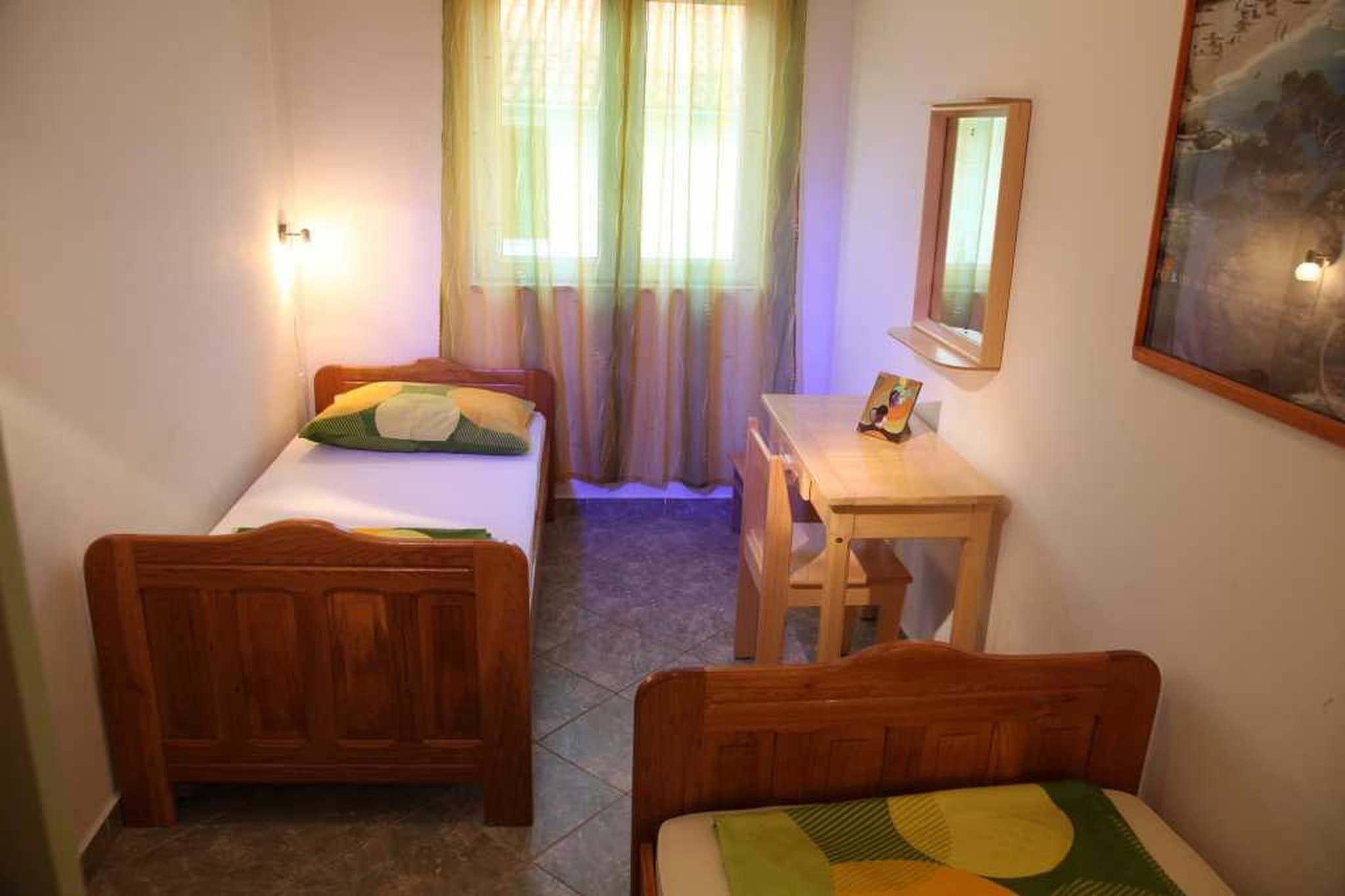 Apartment 2 Kat 1 - Chambre
