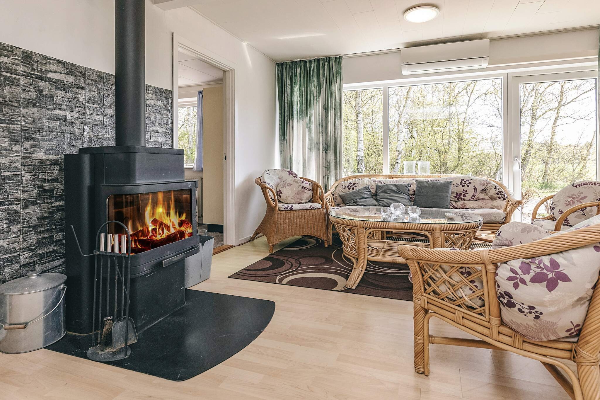 10 person holiday home in