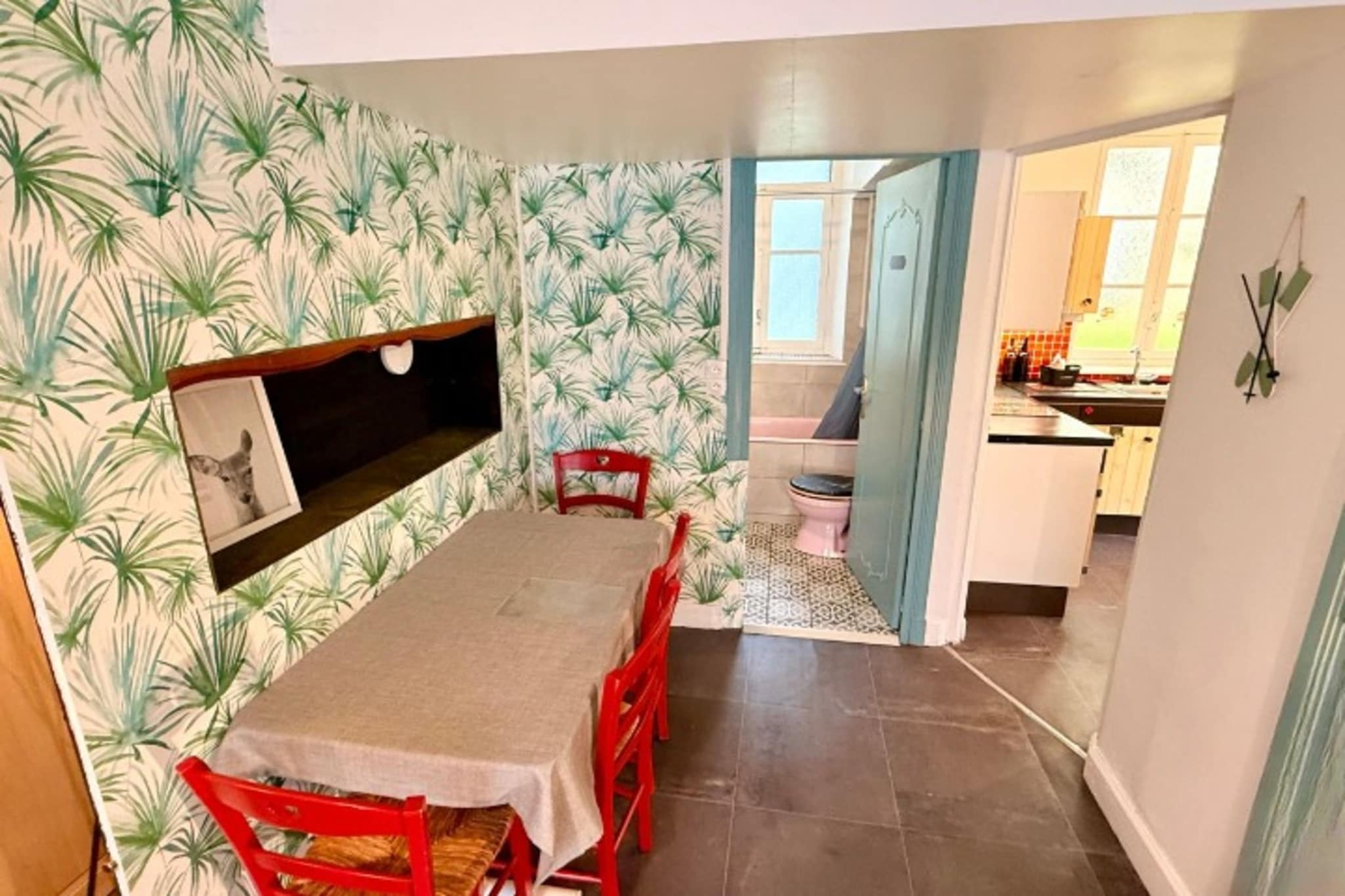 La rabolière Le Mont Dore 3pers - Eetkamer