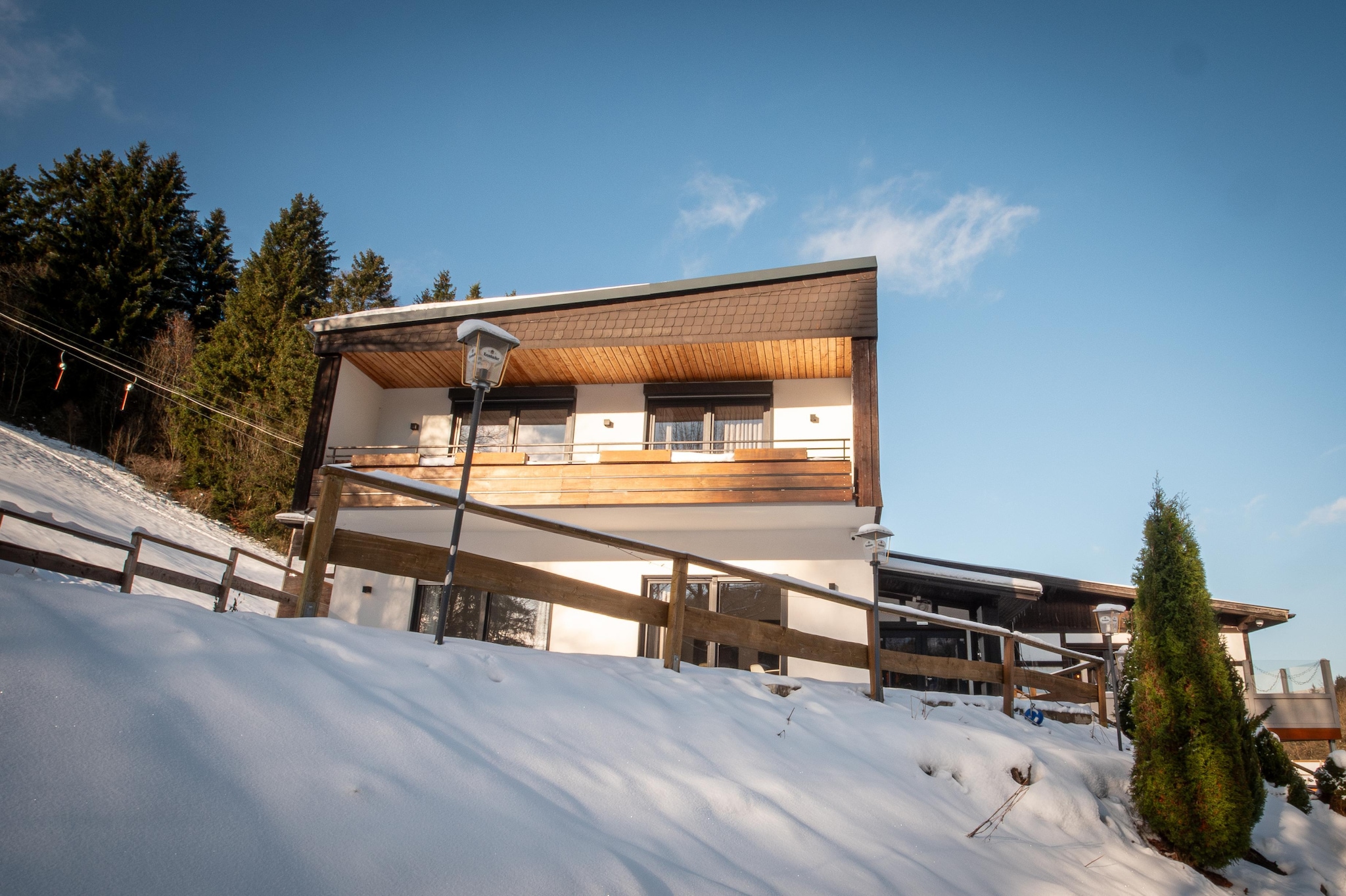 Appartement Am Eschenberg - 4 Personen - Außenbereich Sommer