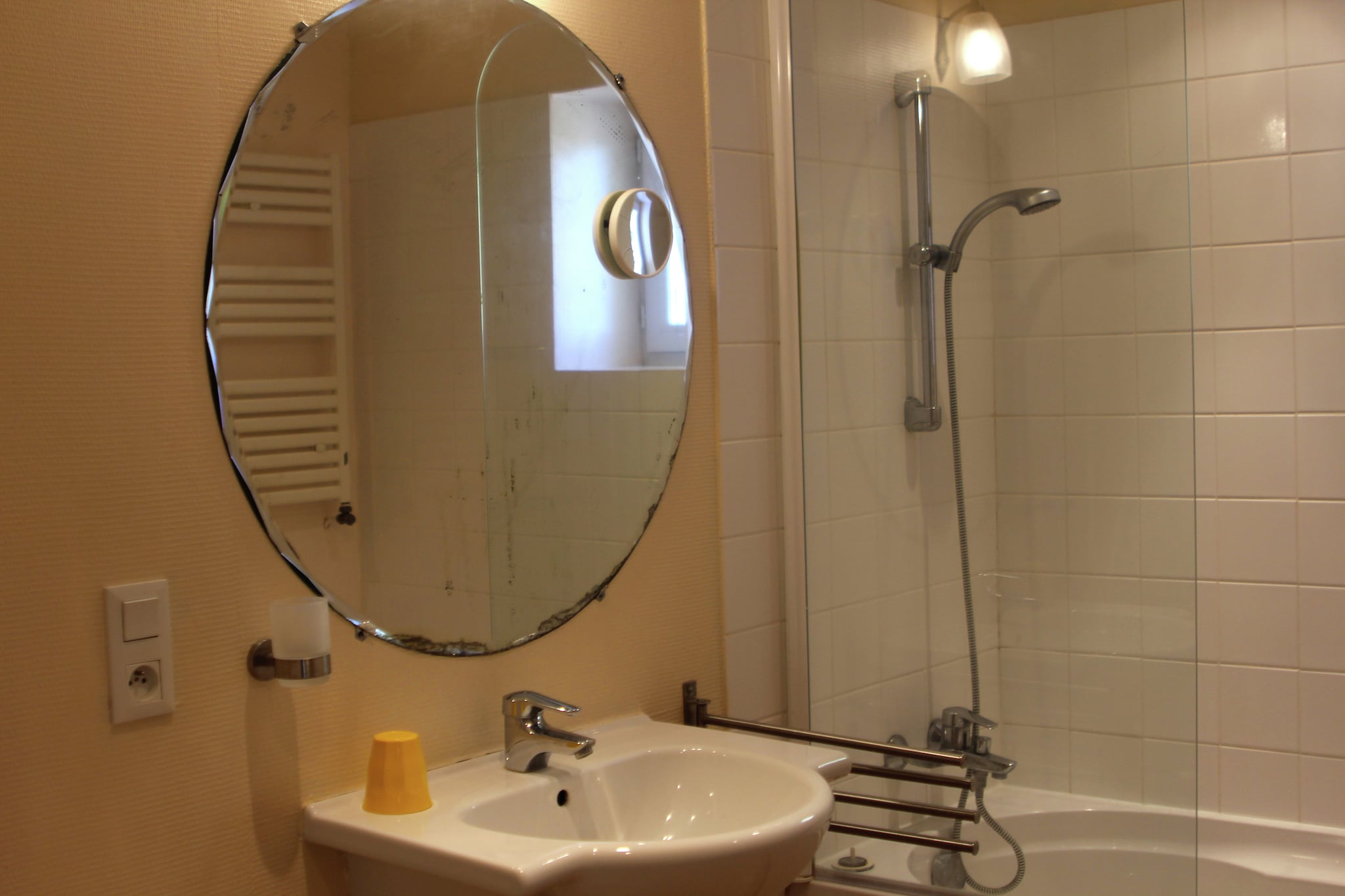Amélie-Rosalie-Éline - Salle de bain
