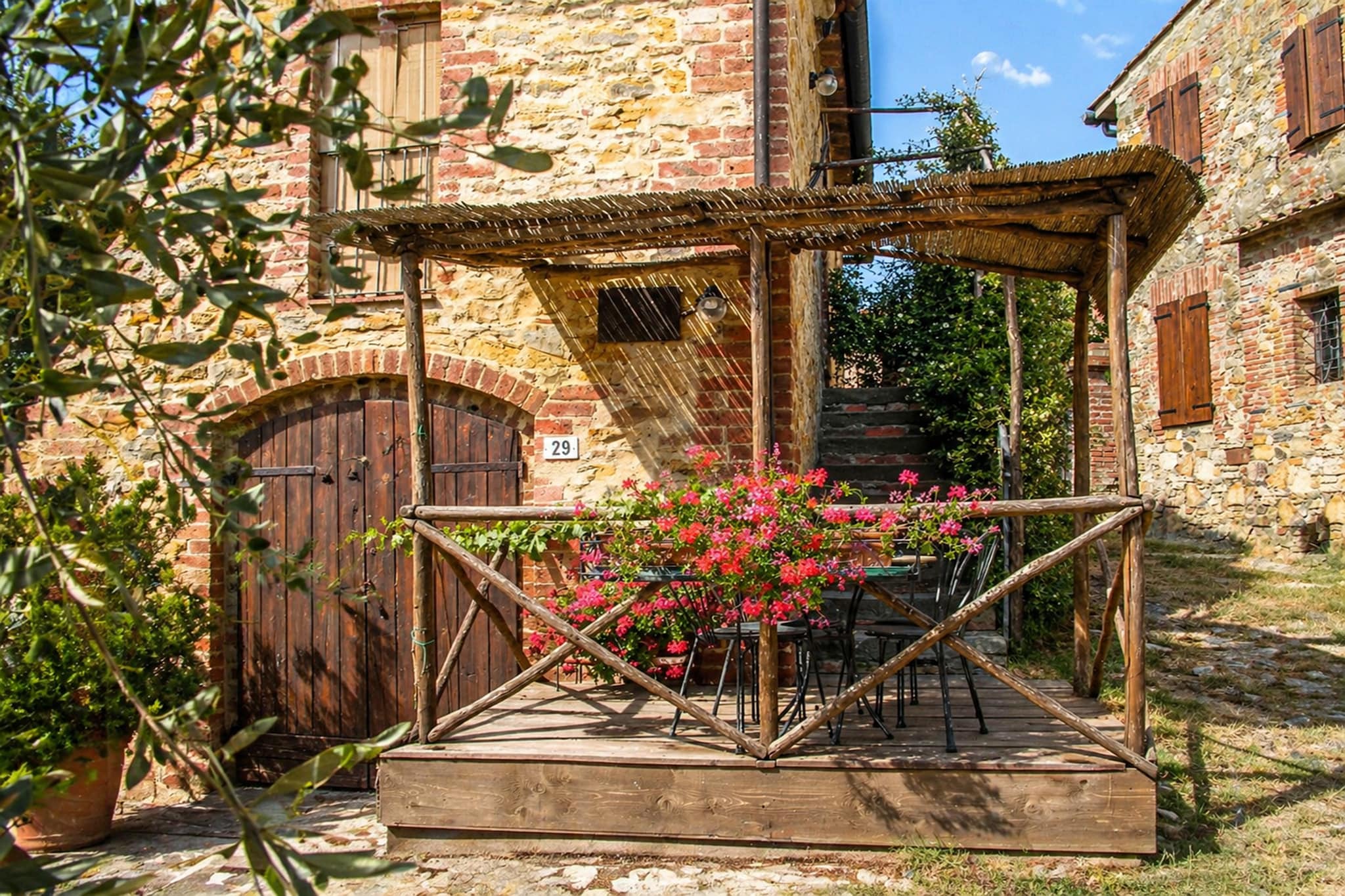 Exterior Summer