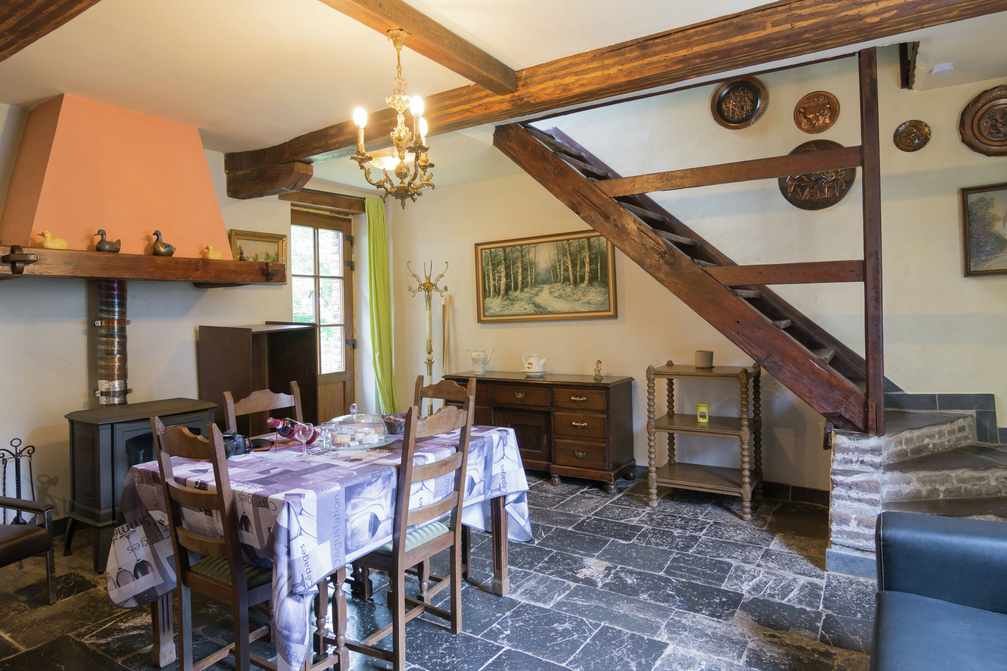 Charmantes Cottage in Vireux-Wallerand mit Terrasse