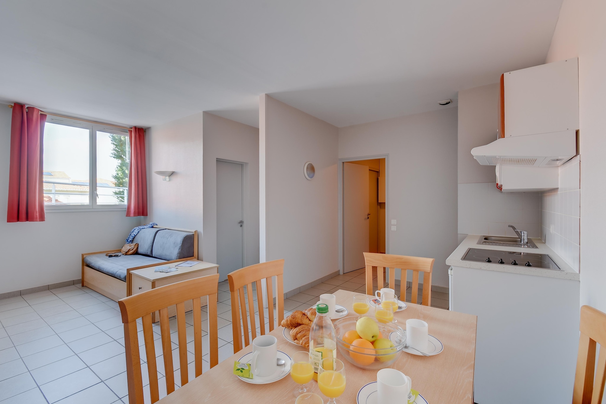 RÃ©sidence L'OcÃ©an Appartement 2 piÃ¨ces avec coin nuit 6 personnes - vue Mer - Eetkamer
