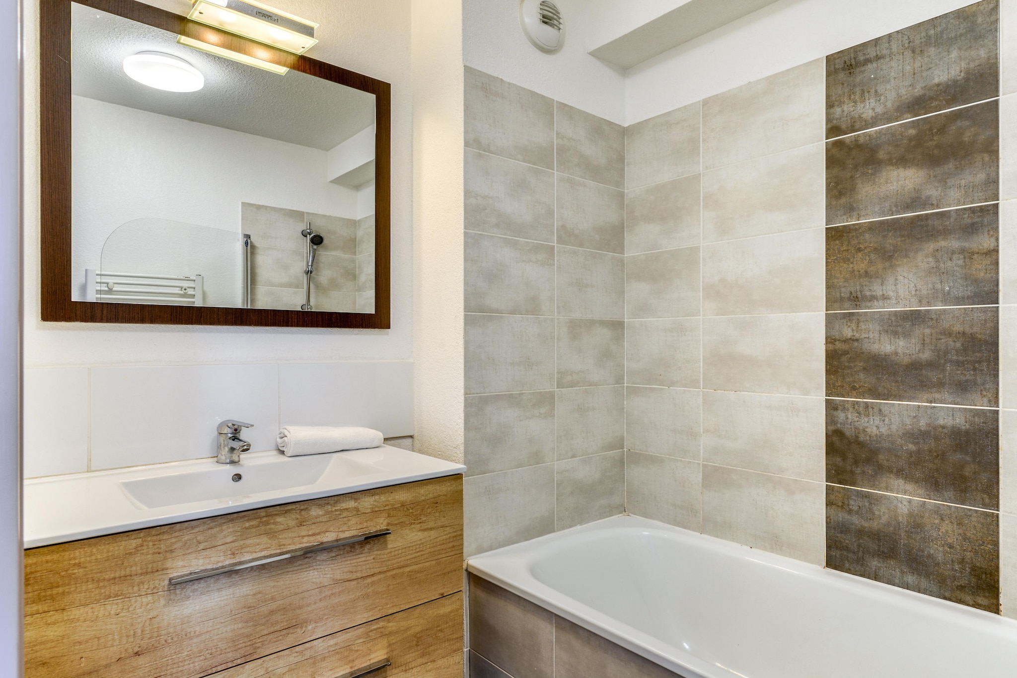 Les Demeures Torrellanes- Maison 3 piÃ¨ces 6 personnes - Badkamer