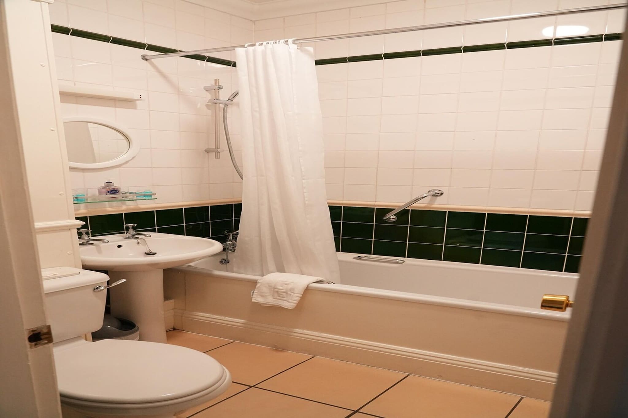 Standard Family Room for 4 - Salle de bain