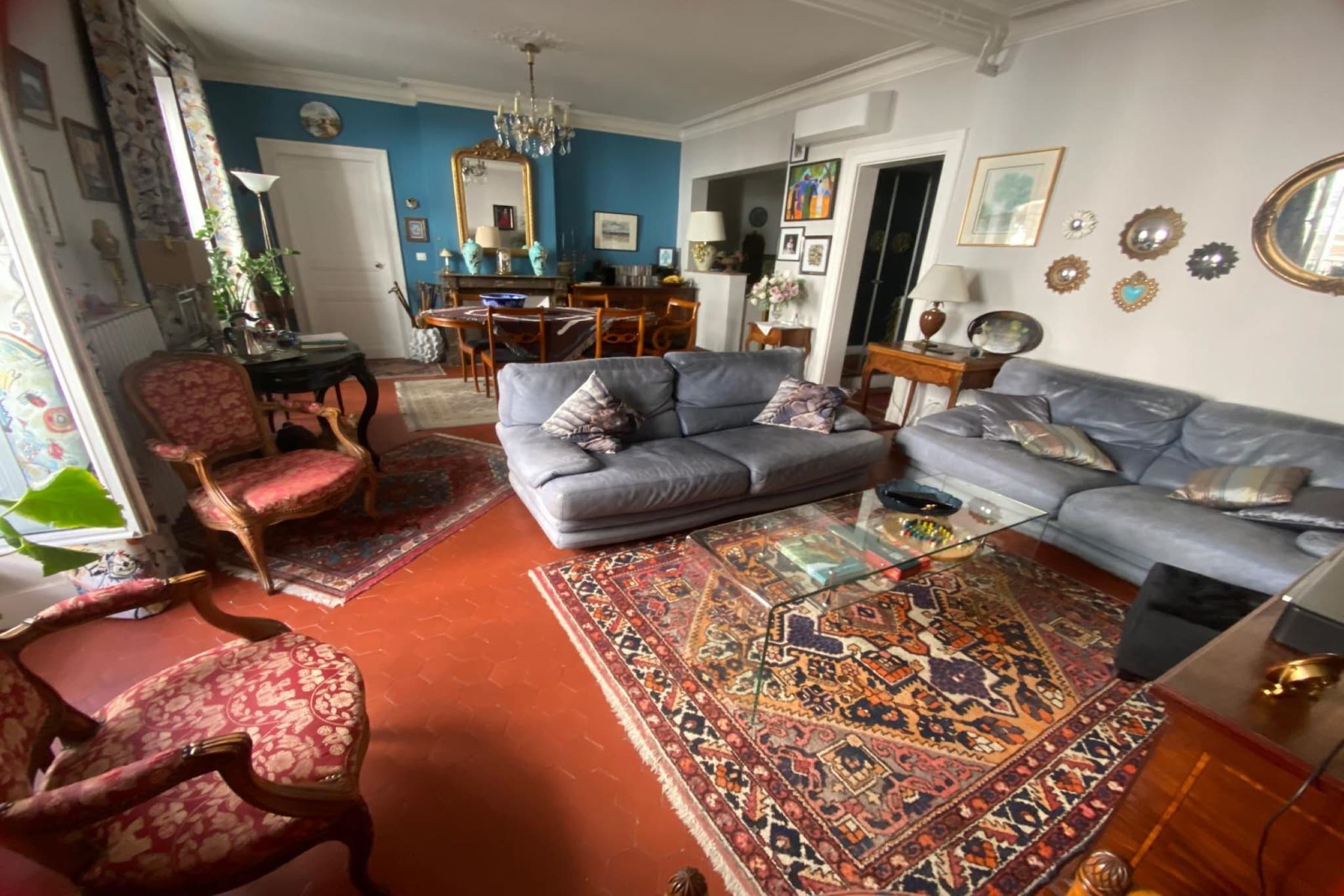 Ostal Pagès - Woonkamer