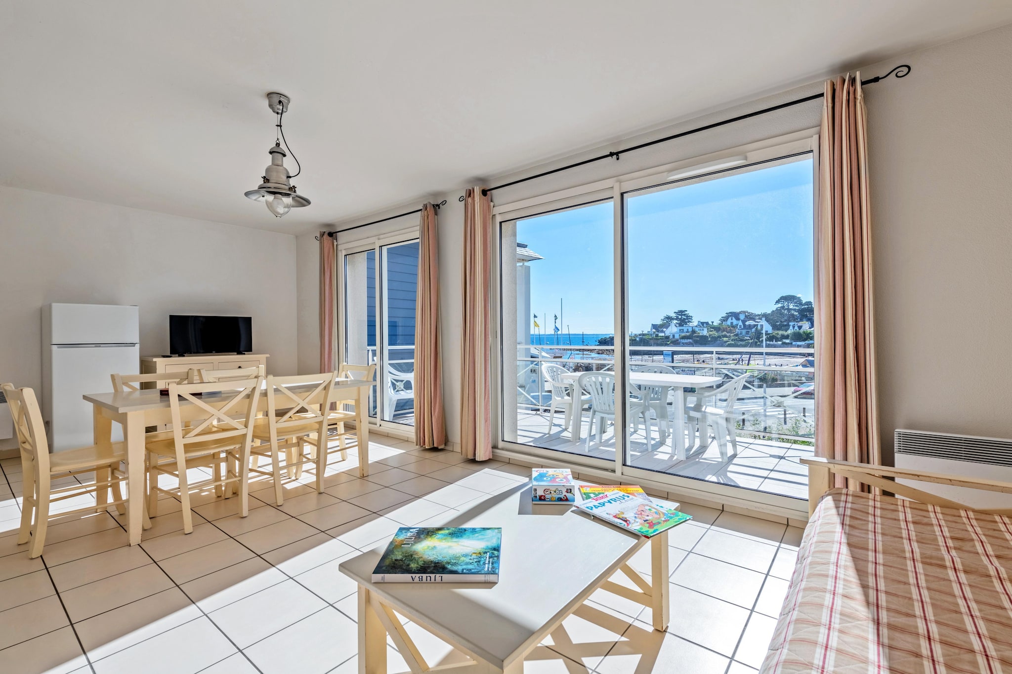 RÃ©sidence Le Domaine de Bertheaume- Appartement 2 piÃ¨ces avec coin nuit 6 personnes vue Mer - Wohnzimmer
