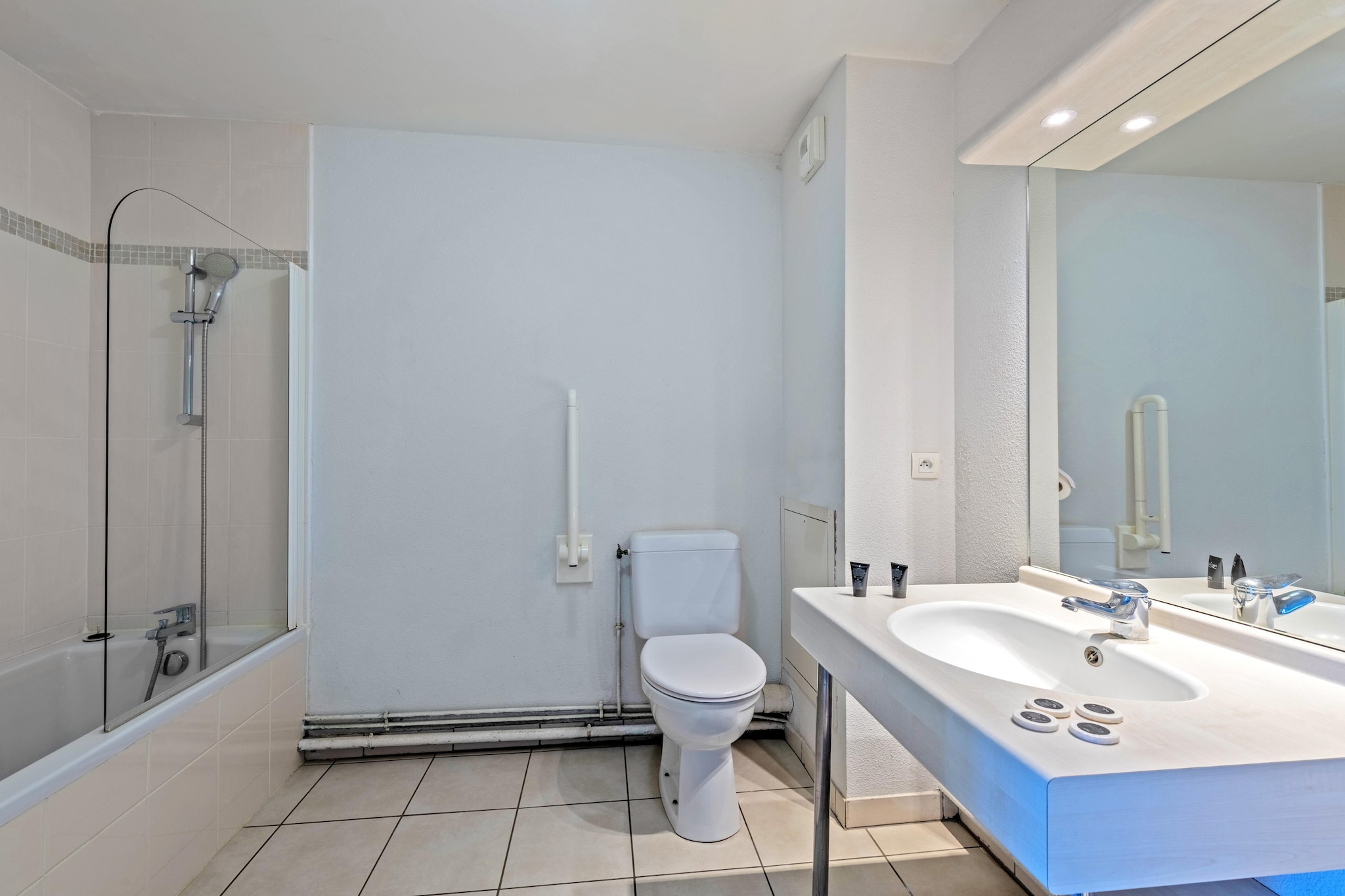RÃ©sidence Le Domaine de Bertheaume- Appartement 2 piÃ¨ces avec coin nuit 6 personnes vue Mer - Badezimmer