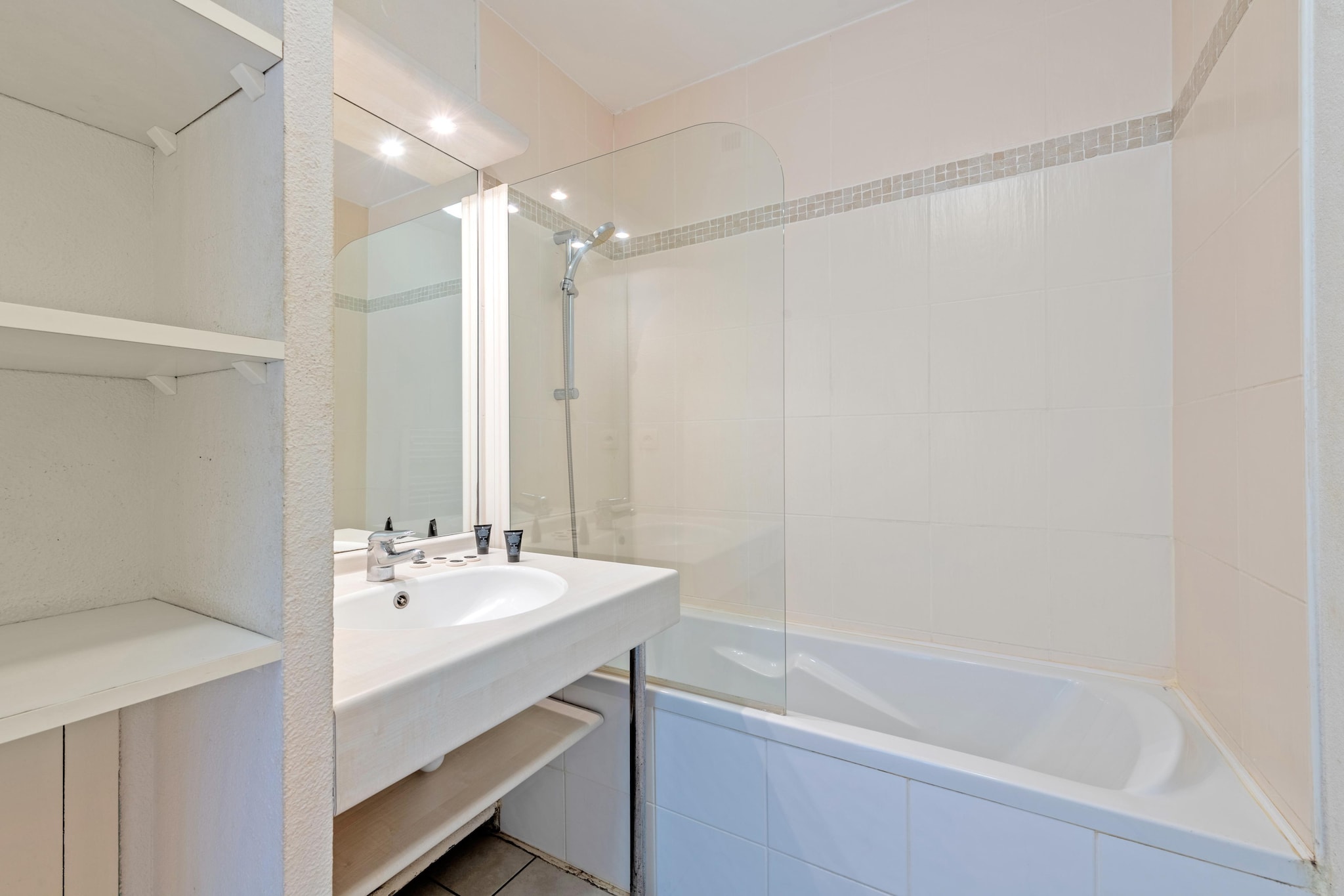 RÃ©sidence Le Domaine de Bertheaume- Appartement 3 piÃ¨ces 6 personnes - Badezimmer