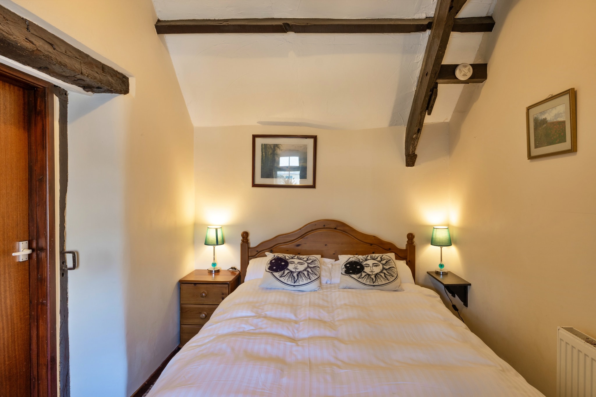 Trimstone Manor - Mill Apartment