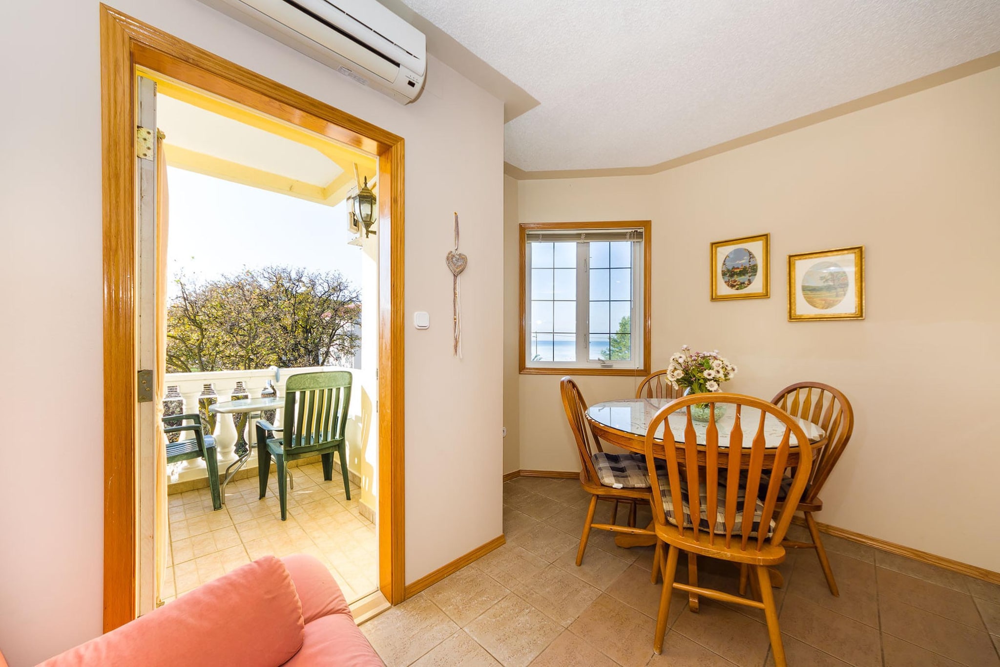 Beachfront apartment Mareo 3 - Salle à manger