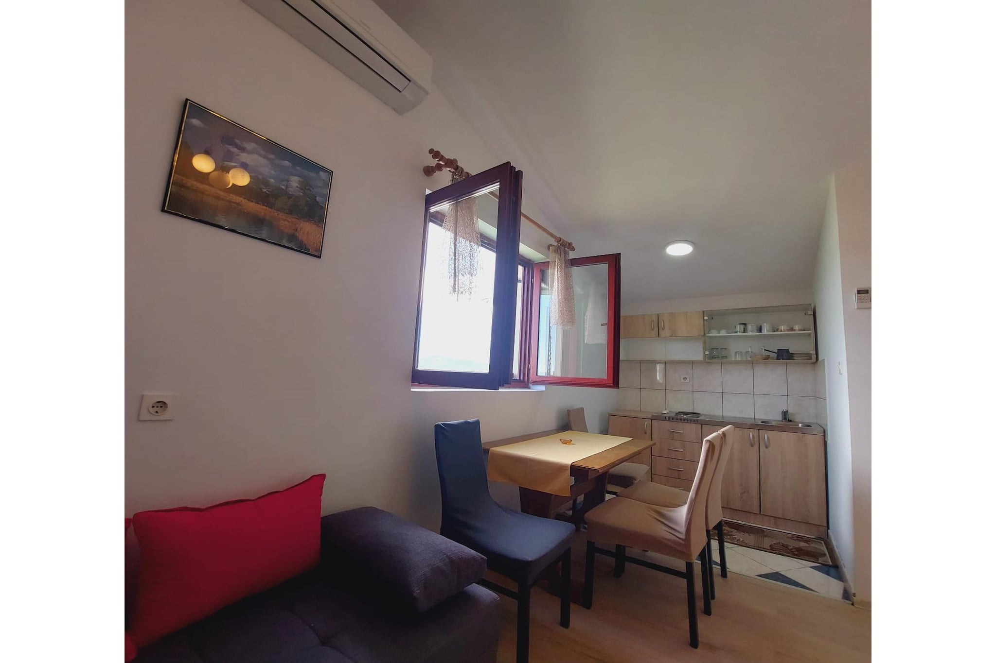 Apartments Tisno - one bedroom apartment (right)