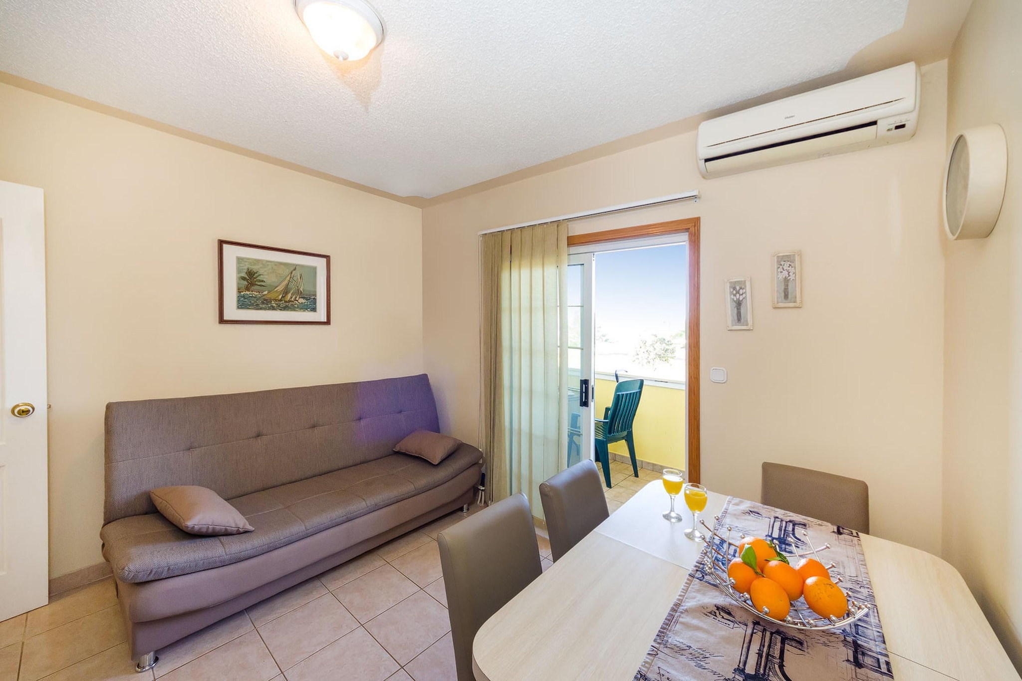 Beachfront apartment Mareo 5 - Salon