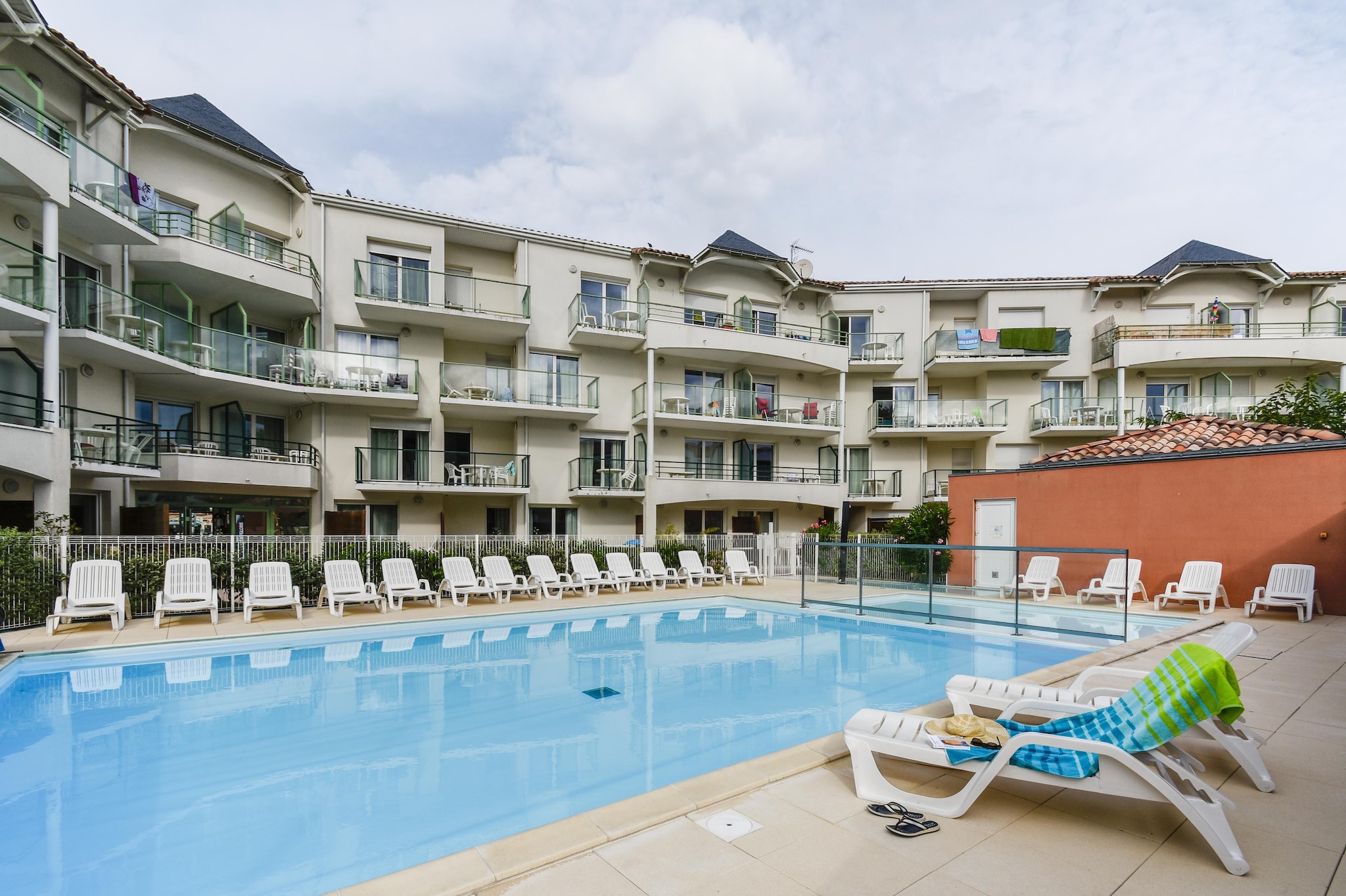 Les  Jardins  de  l'Amirauté- Appartement 2 piÃ¨ces 4 personnes - Zwembad