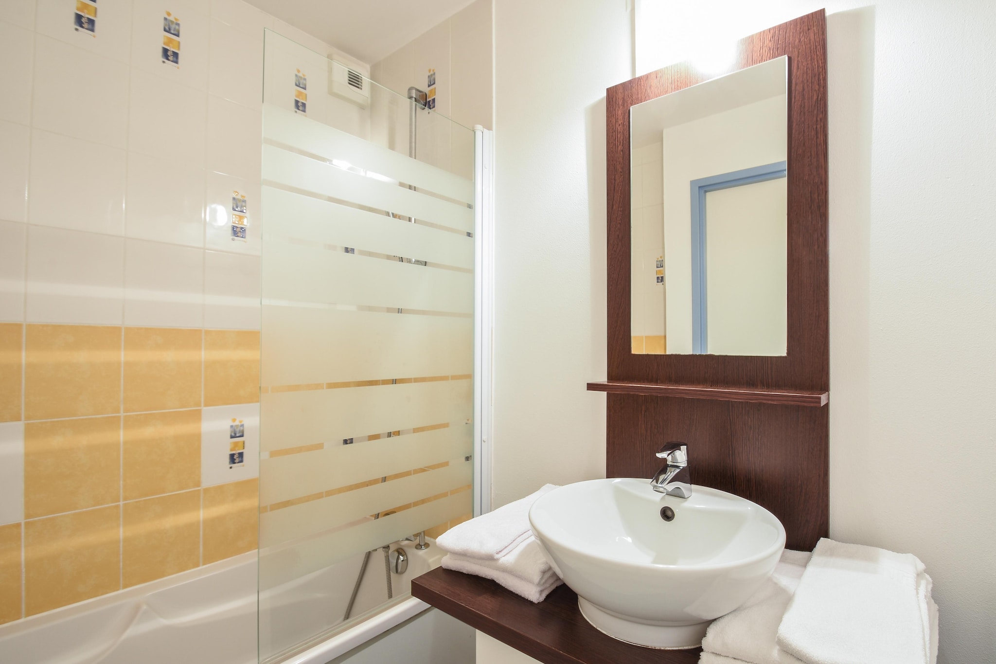 Les  Jardins  de  l'Amirauté- Appartement 2 piÃ¨ces avec coin nuit 6 personnes - Badkamer