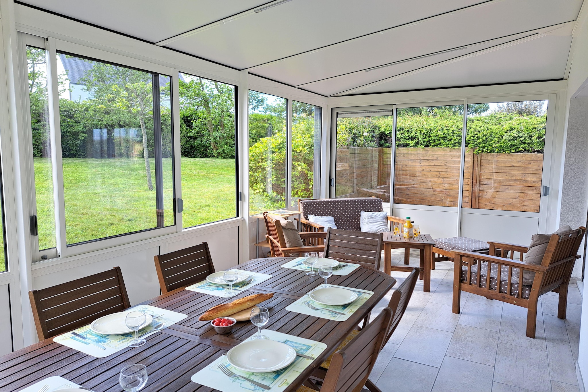 	Ferienhaus in Strandnähe Plouarzel - Eetkamer