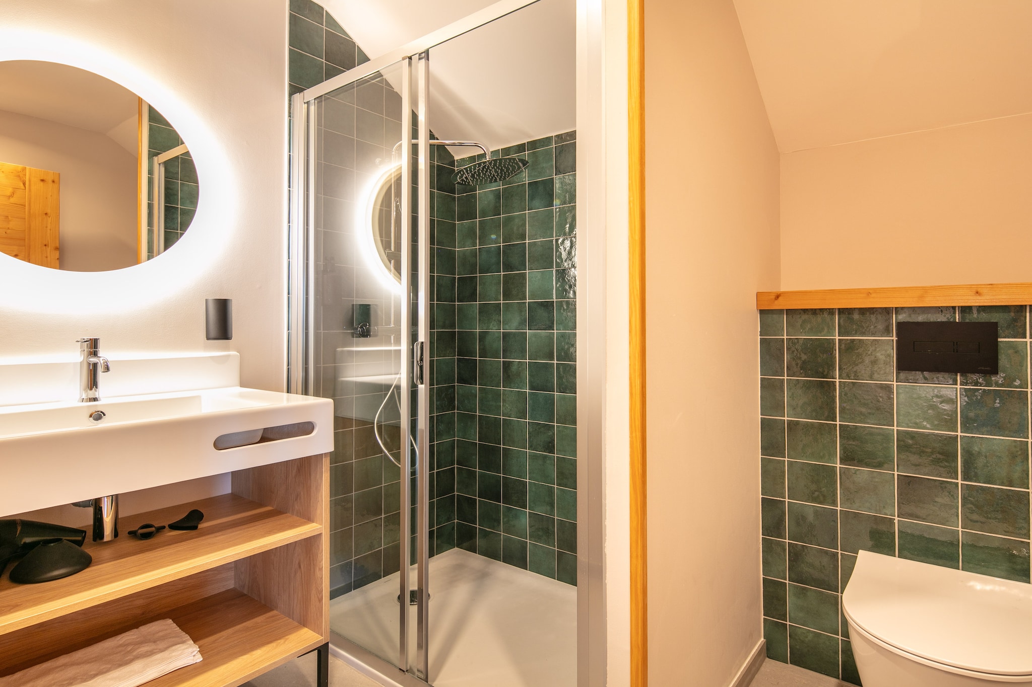 Les Hauts de Vaujany -Appartement 4 piÃ¨ces avec coin nuit 10 personnes - Badkamer