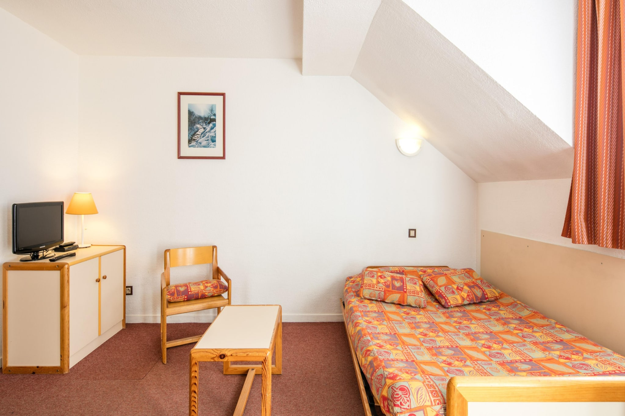 Bed Room