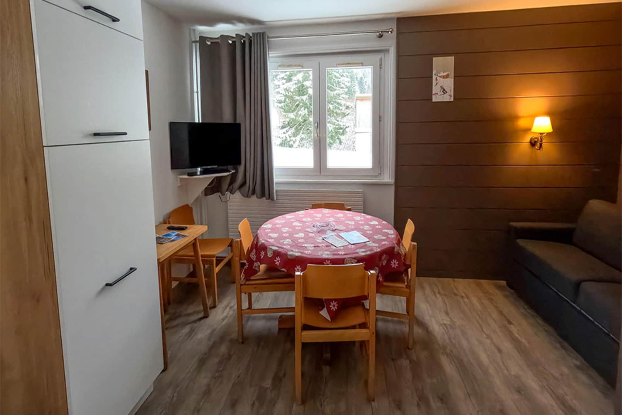 Les Monts Jura-Appartement 2 pièces 5 personnes