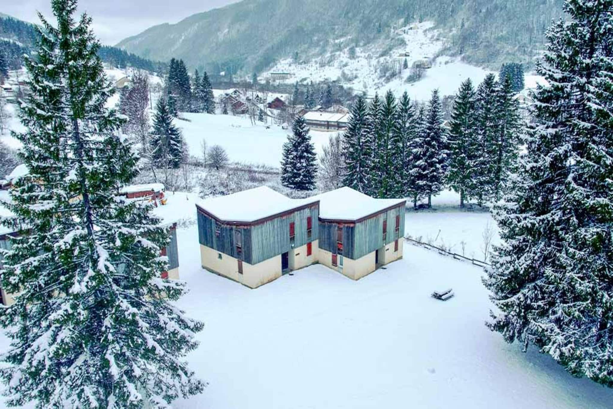 Les Monts Jura-Appartement 2 piÃ¨ces 6 personnes - Außenbereich Winter