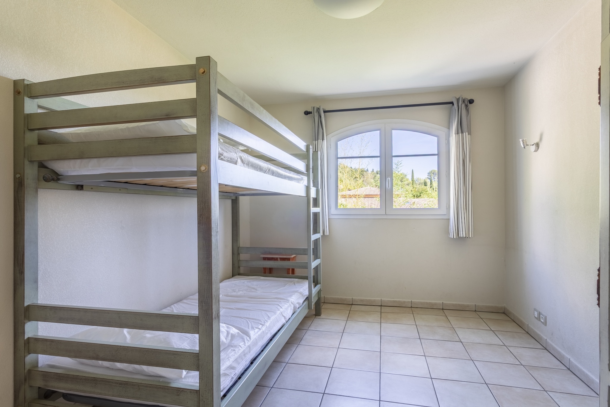 Callian - Le Domaine de Camiole Appartement 4 piÃ¨ces 8 personnes - Bedroom