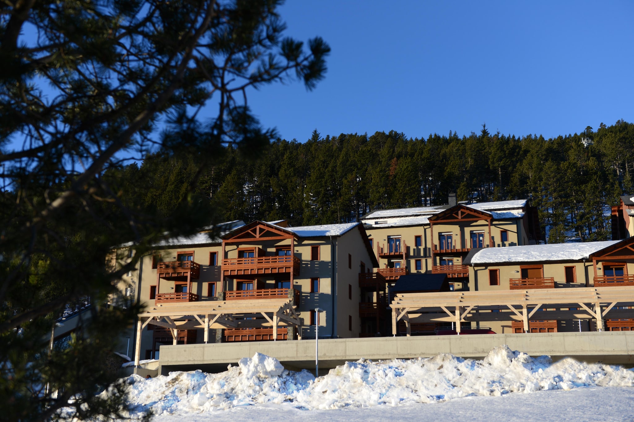 Les Chalets de l'Isard - Appartement 3 piÃ¨ces avec coin nuit 8 personnes - Exterieur winter