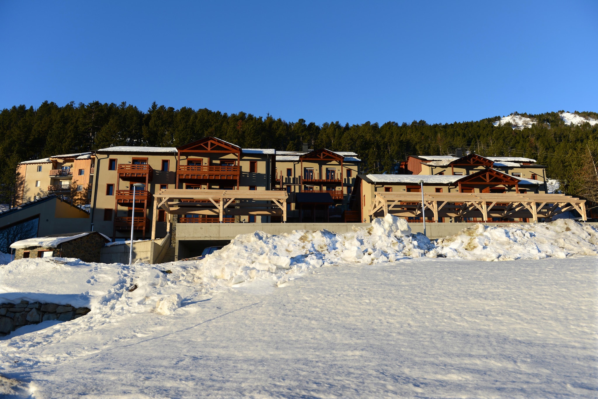Les Chalets de l'Isard - Appartement 3 piÃ¨ces avec coin nuit 8 personnes - Exterieur winter
