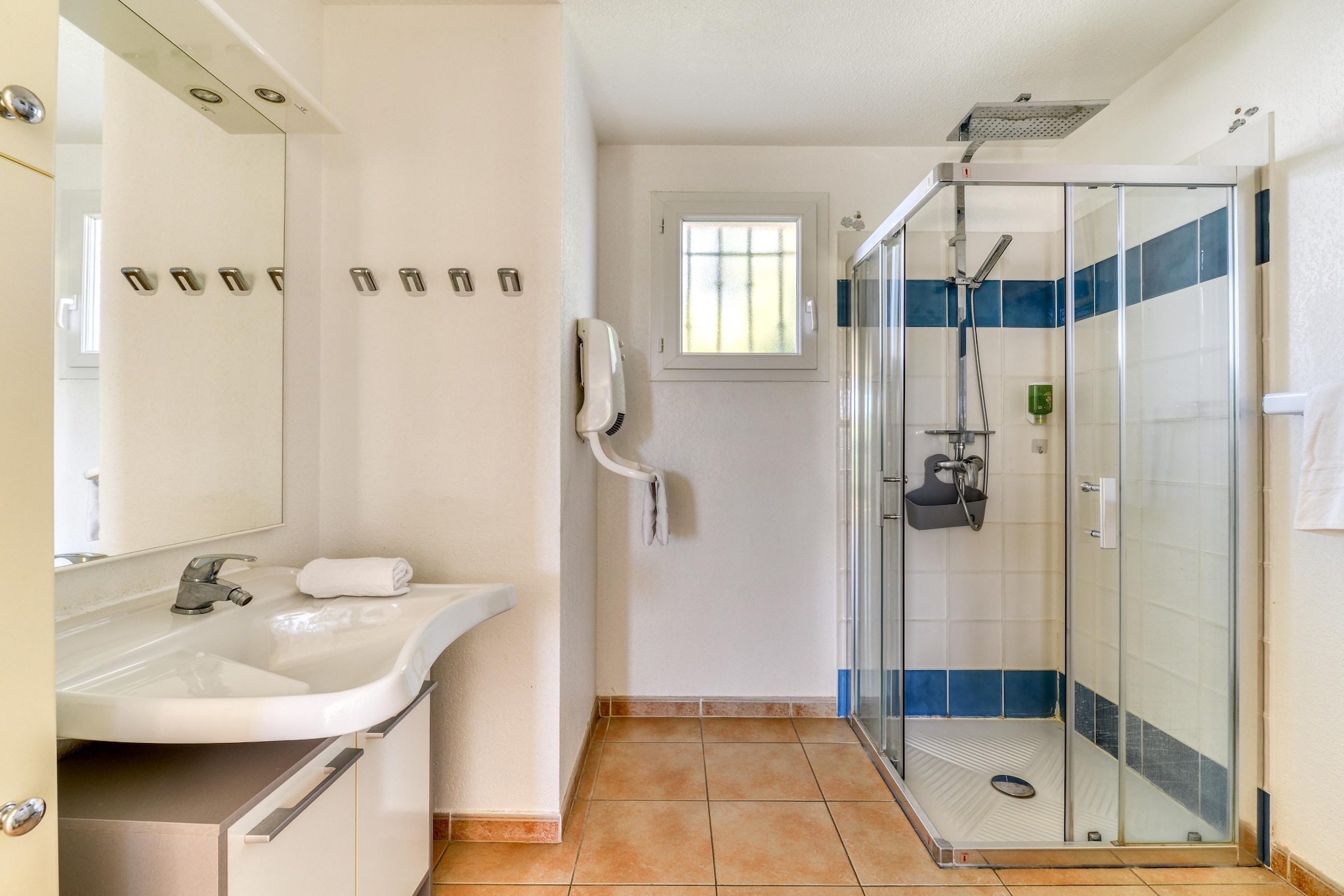 RÃ©sidences Port Minervois  Les Hauts du Lac Maison 3 piÃ¨ces 6 personnes - PMR - Badezimmer