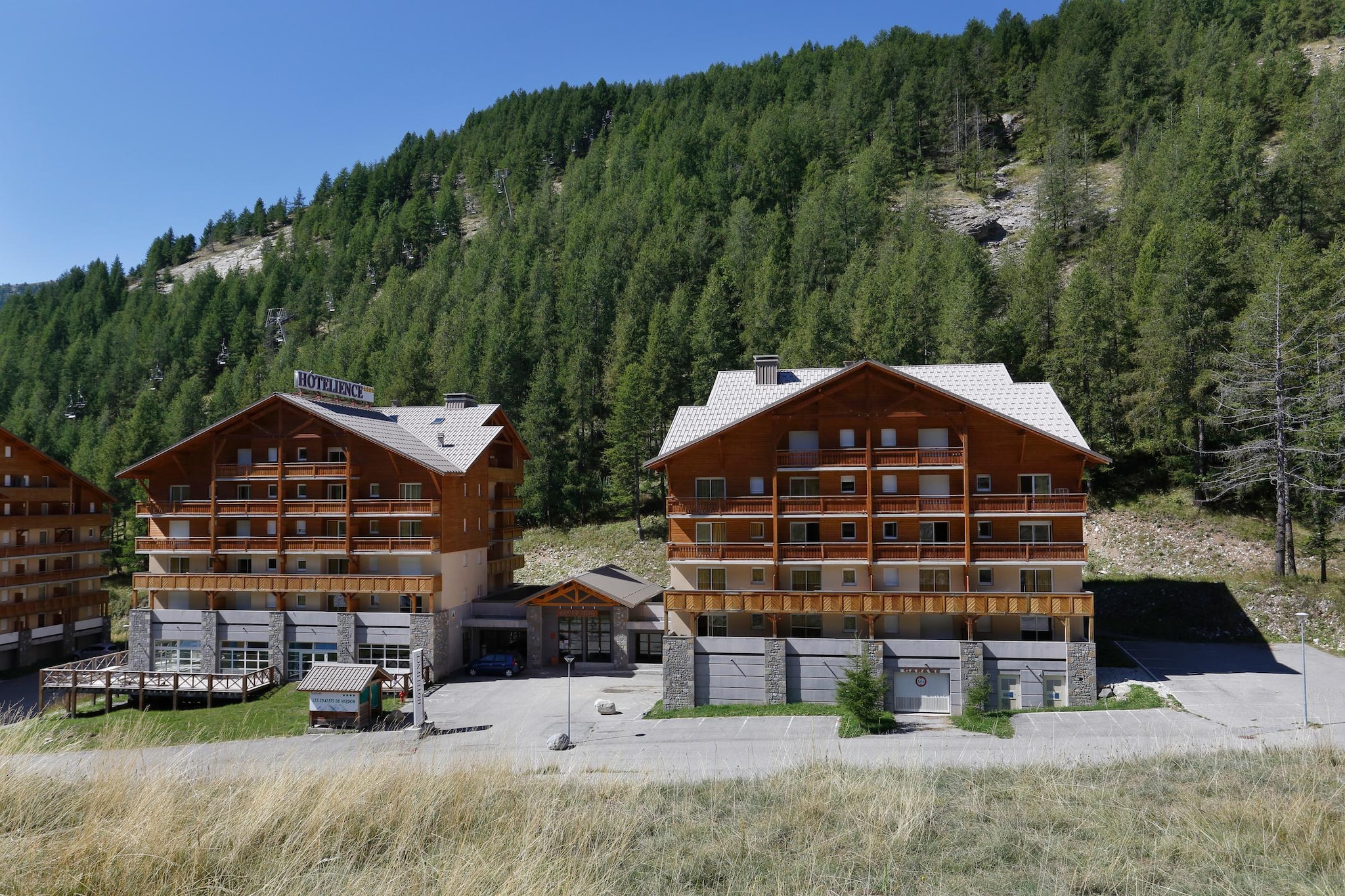Les Chalets du Verdon - Appartement 3 pièces avec coin nuit 7 personnes - Außenbereich Sommer