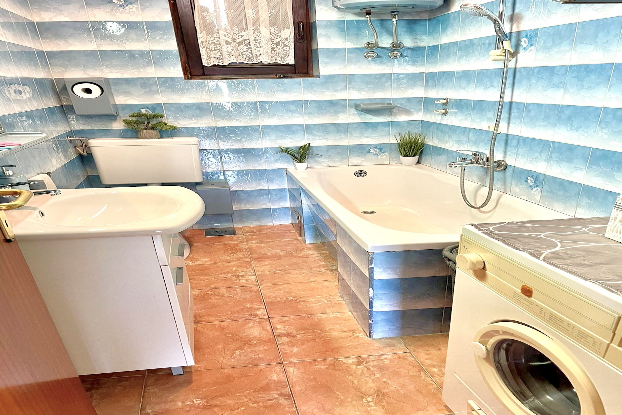 Holiday Home Rocca with pool - Badkamer