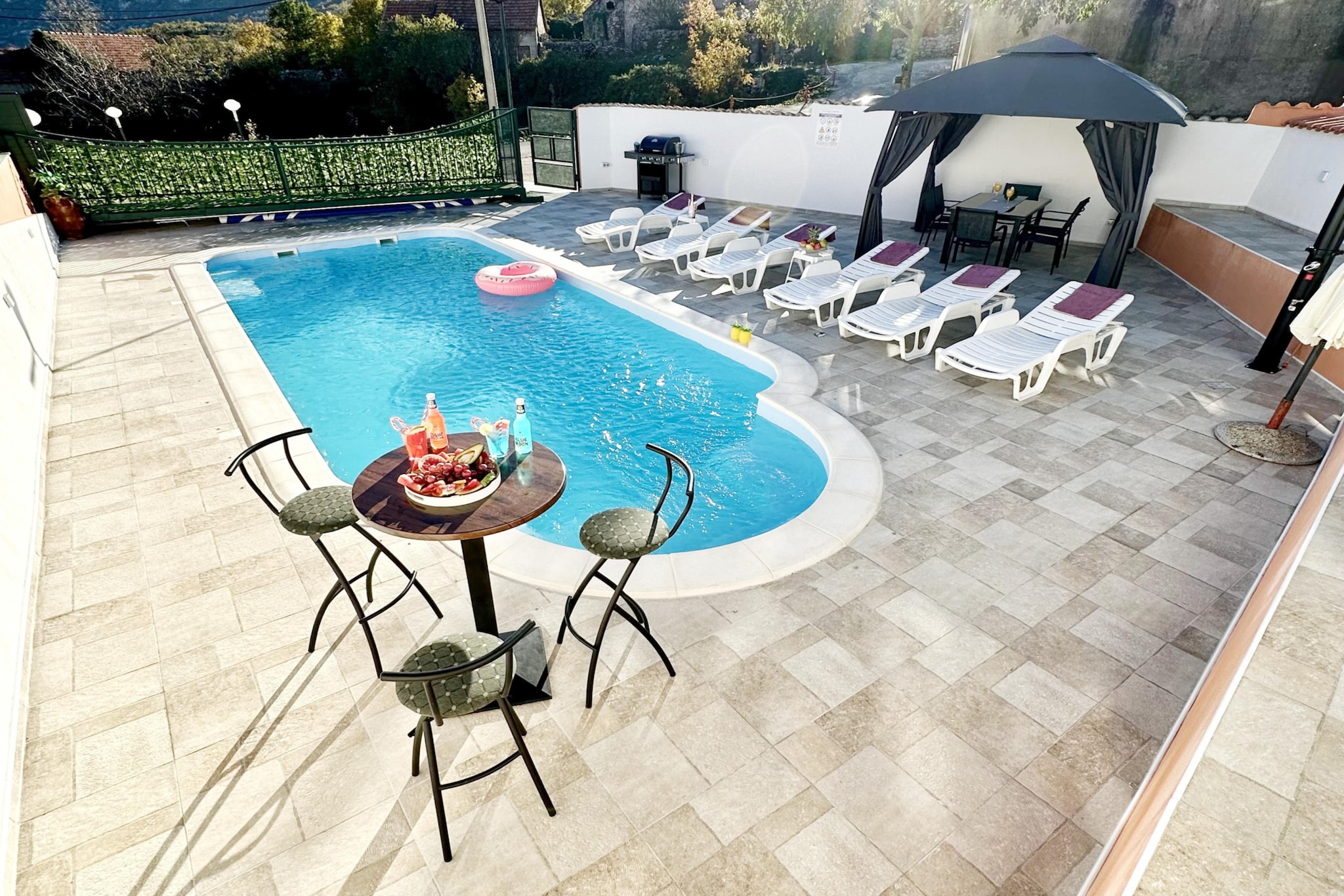 Holiday Home Rocca with pool - Schwimmbad