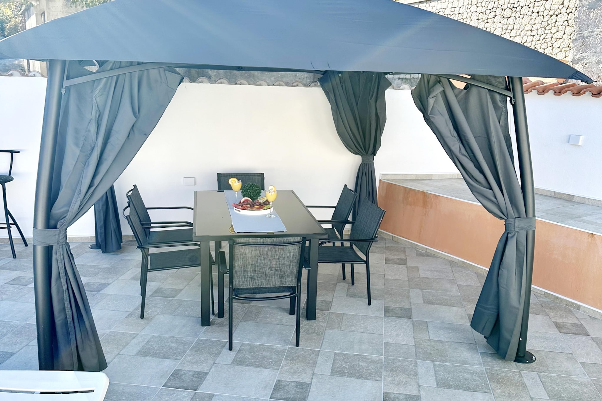 Holiday Home Rocca with pool - Terrasse/Balkon