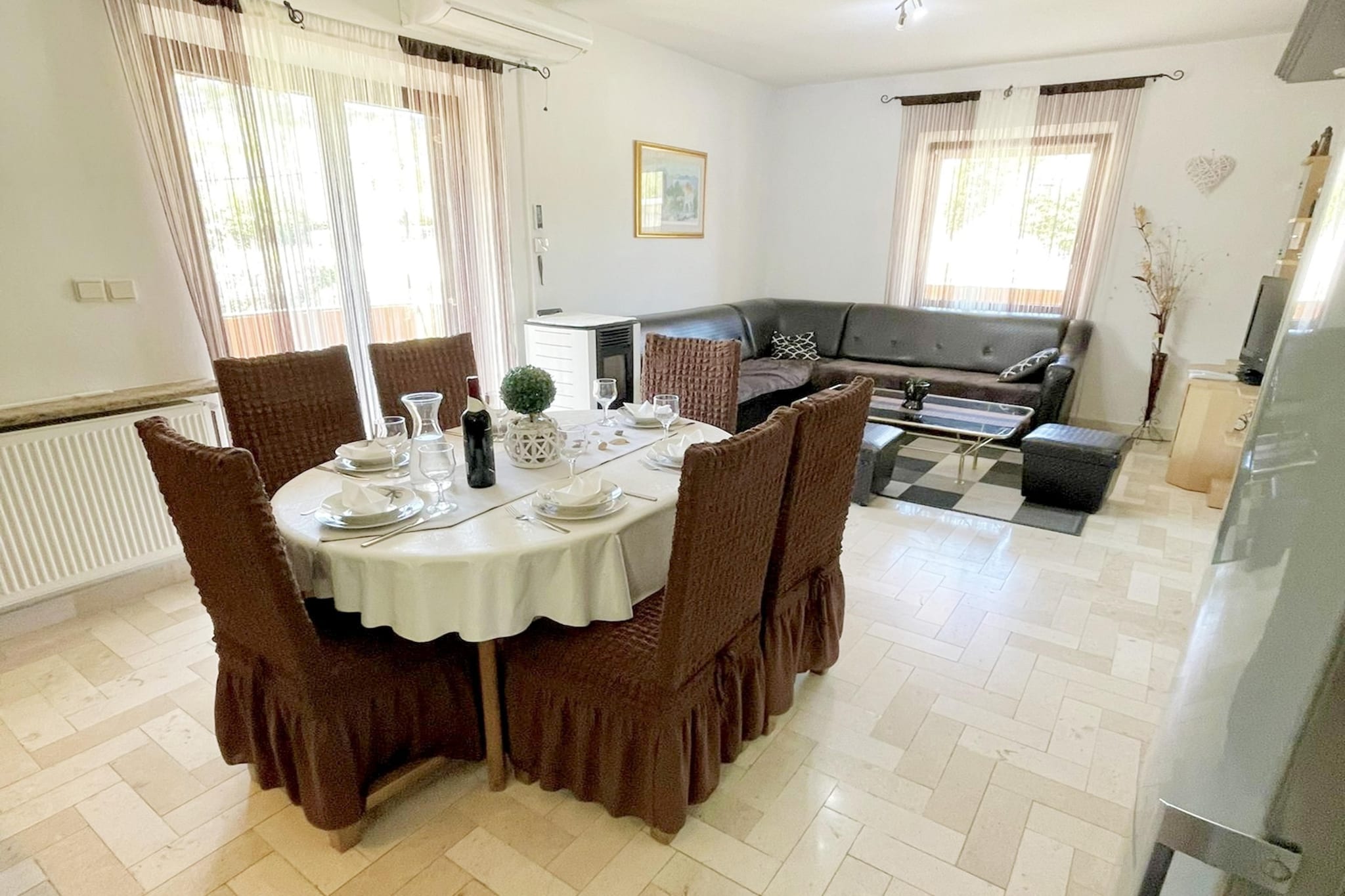 Holiday Home Rocca with pool - Esszimmer
