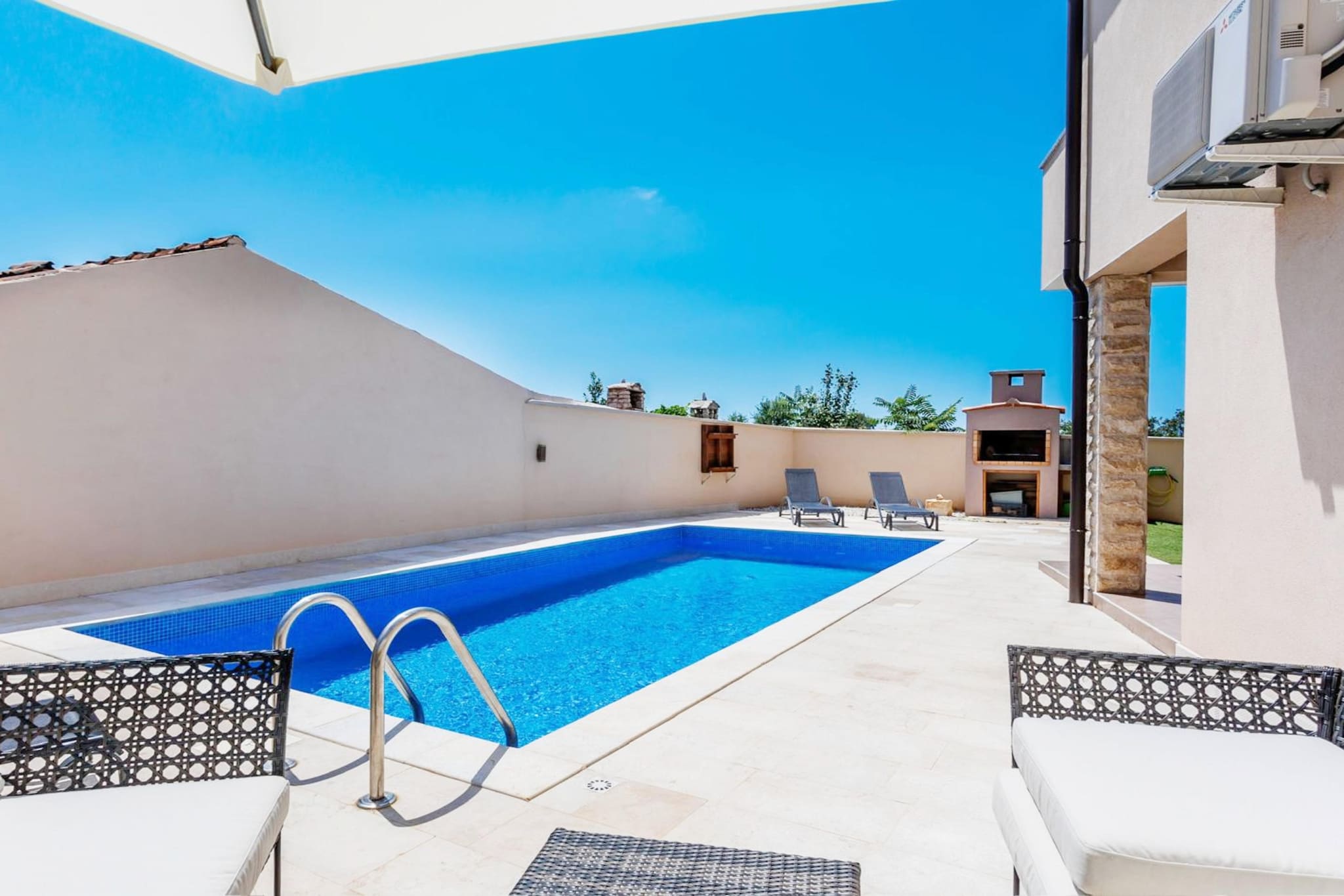 Holiday Home Fulia with pool
