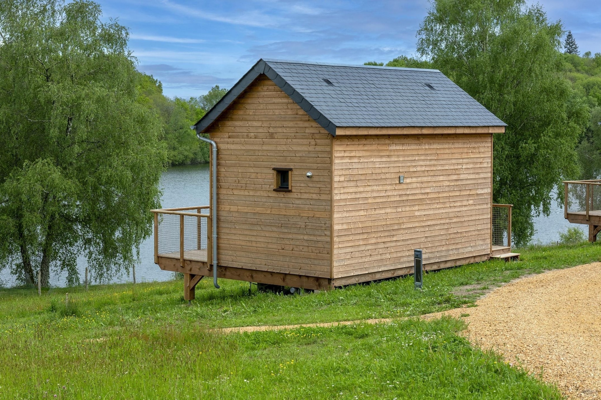 Le Domaine des MonÃ©diÃ¨res - Cabane de charme vue forÃªt 2ad  2enf -12ans - Exterior in summer