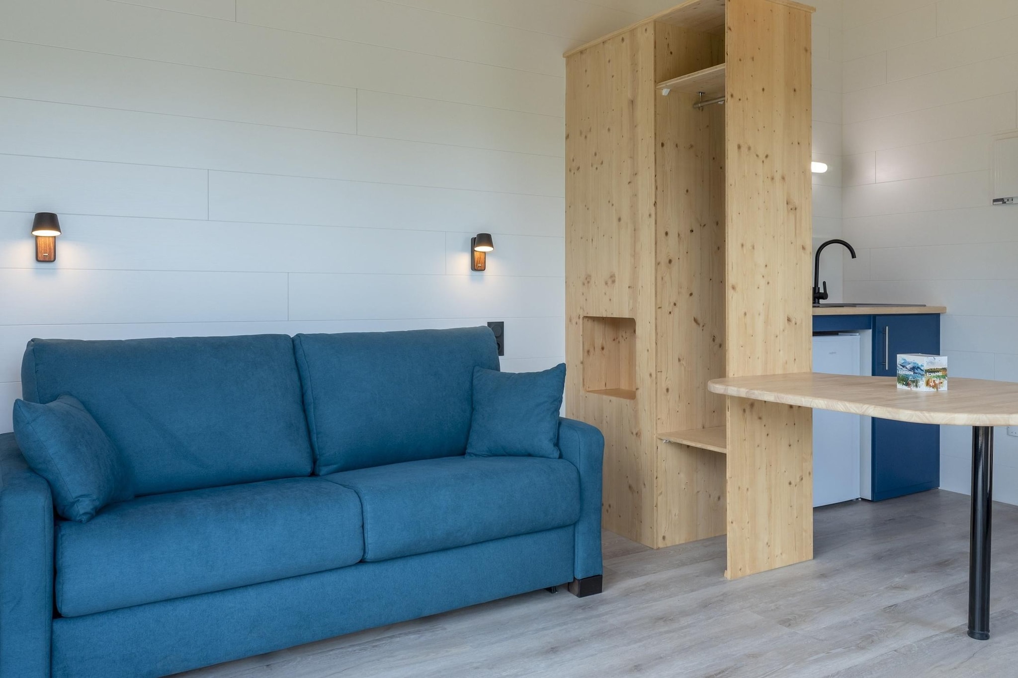 Le Domaine des MonÃ©diÃ¨res - Cabane de charme vue forÃªt 2ad  2enf -12ans