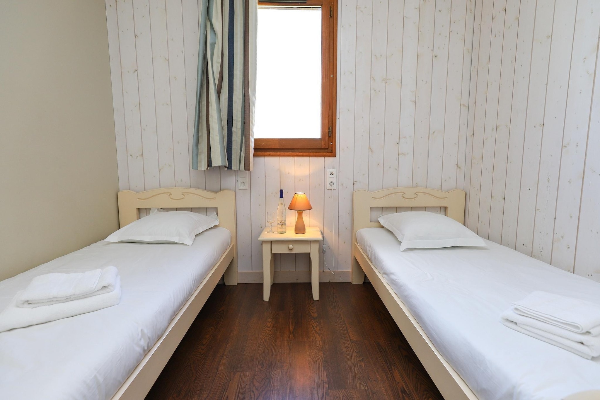 Le Domaine des MonÃ©diÃ¨res - Chalet 3 piÃ¨ces 6 personnes vue Lac - Bedroom