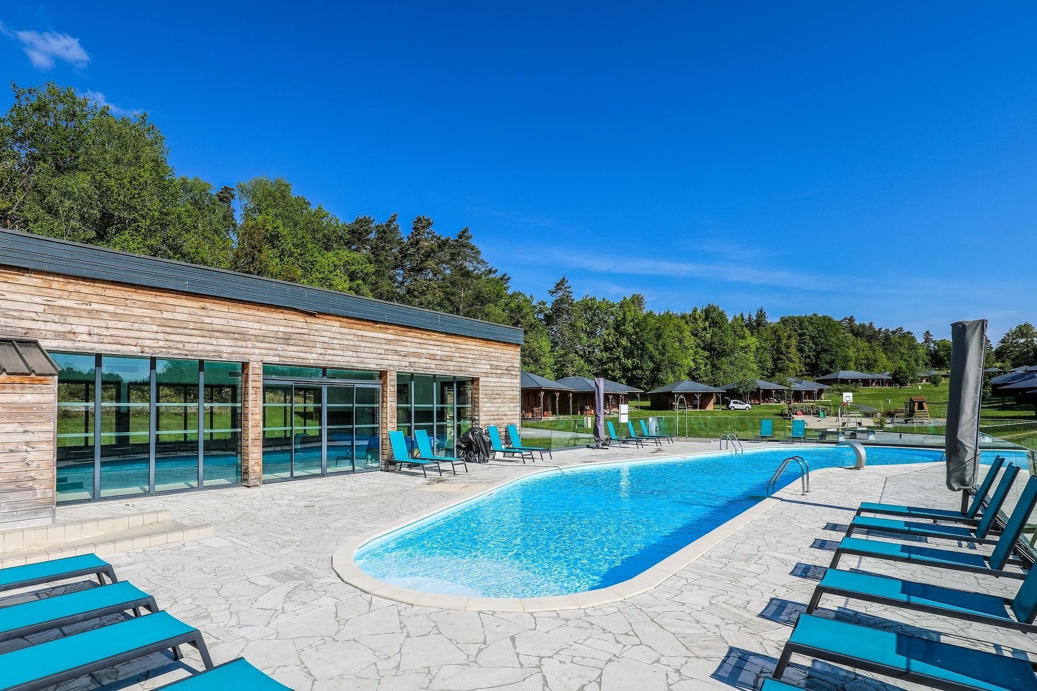 Le Domaine des MonÃ©diÃ¨res - Chalet 3 piÃ¨ces 6 personnes vue Lac - Swimming pool
