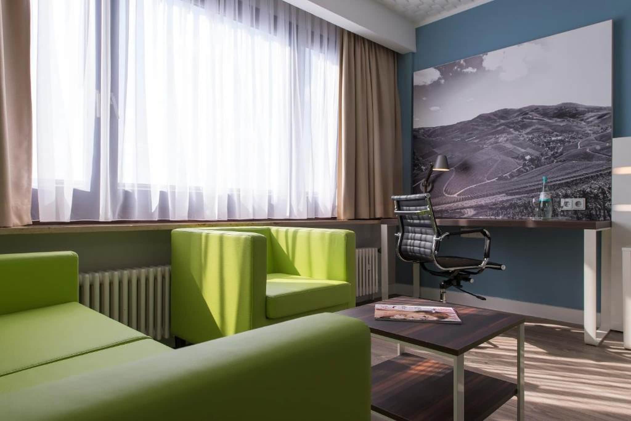 Ibis Styles Offenburg City - Standard Twin Room - Wohnzimmer