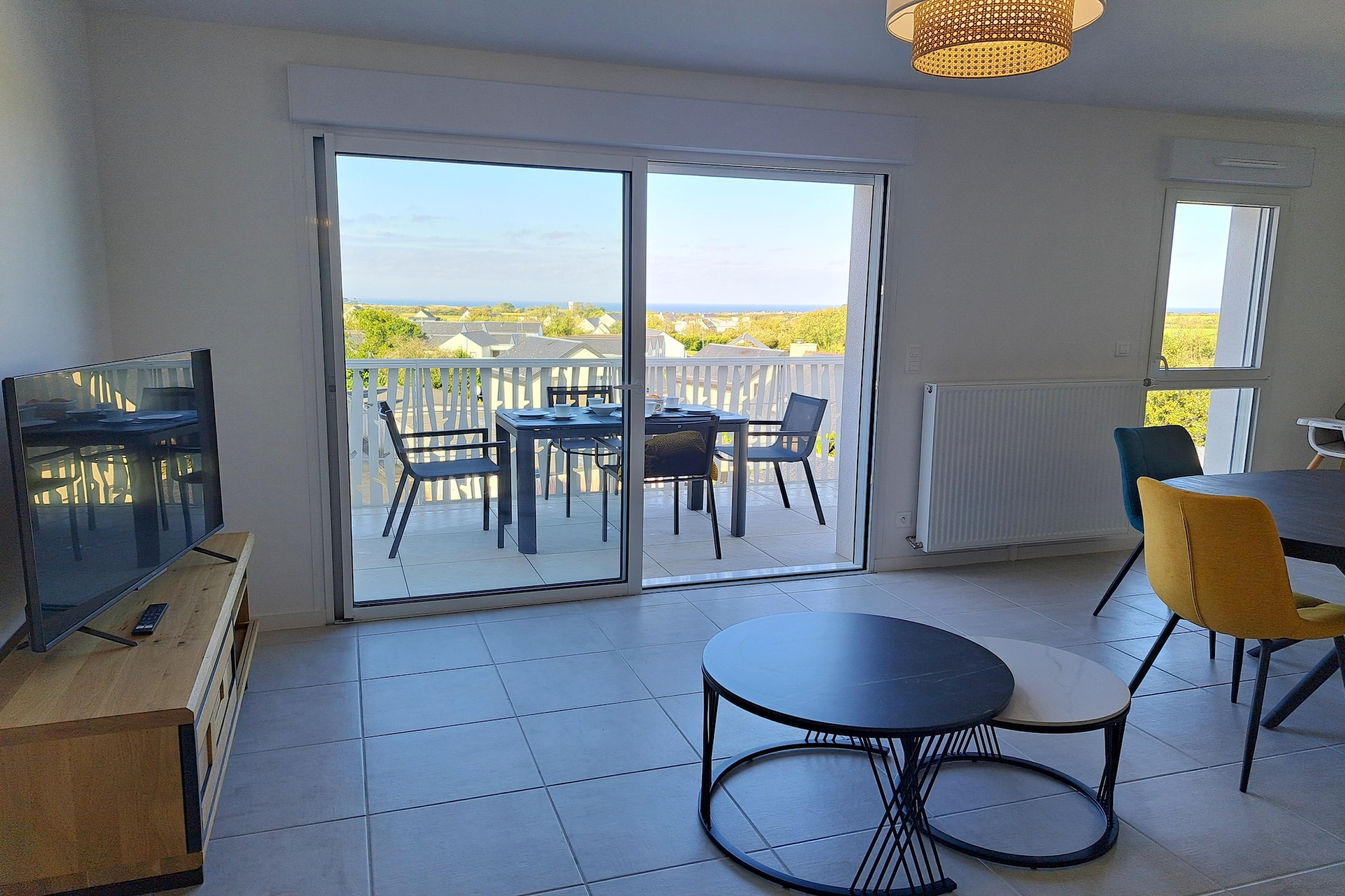 Ferienwohnung in Pouarzel - Woonkamer