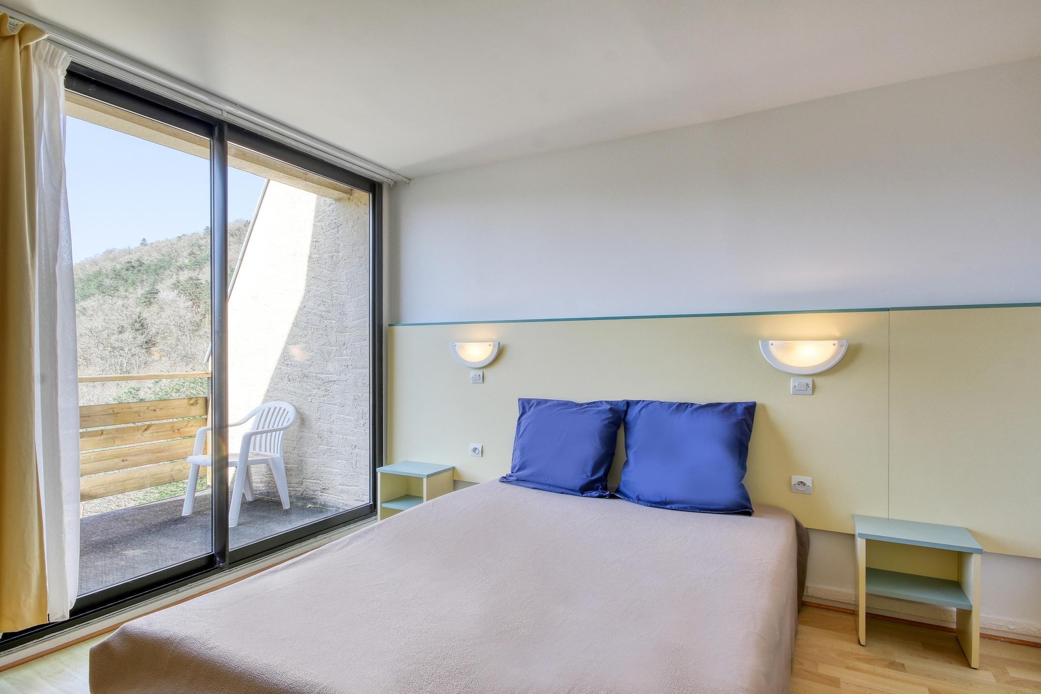 Miremont - Le Domaine de Confolant Chambre quadruple