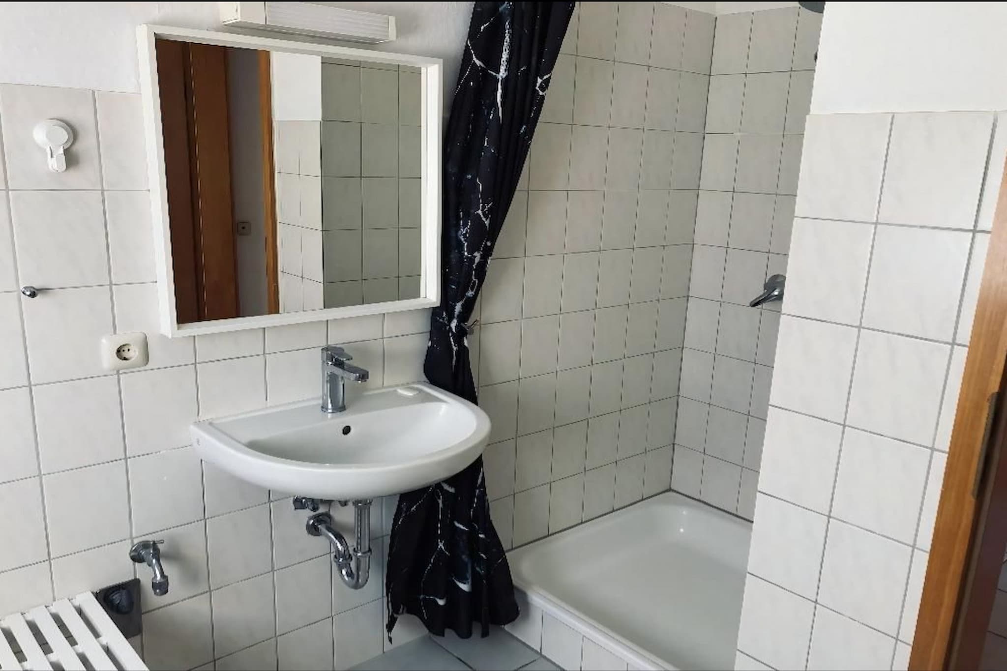 Ferienwohnung Lucky - Badkamer
